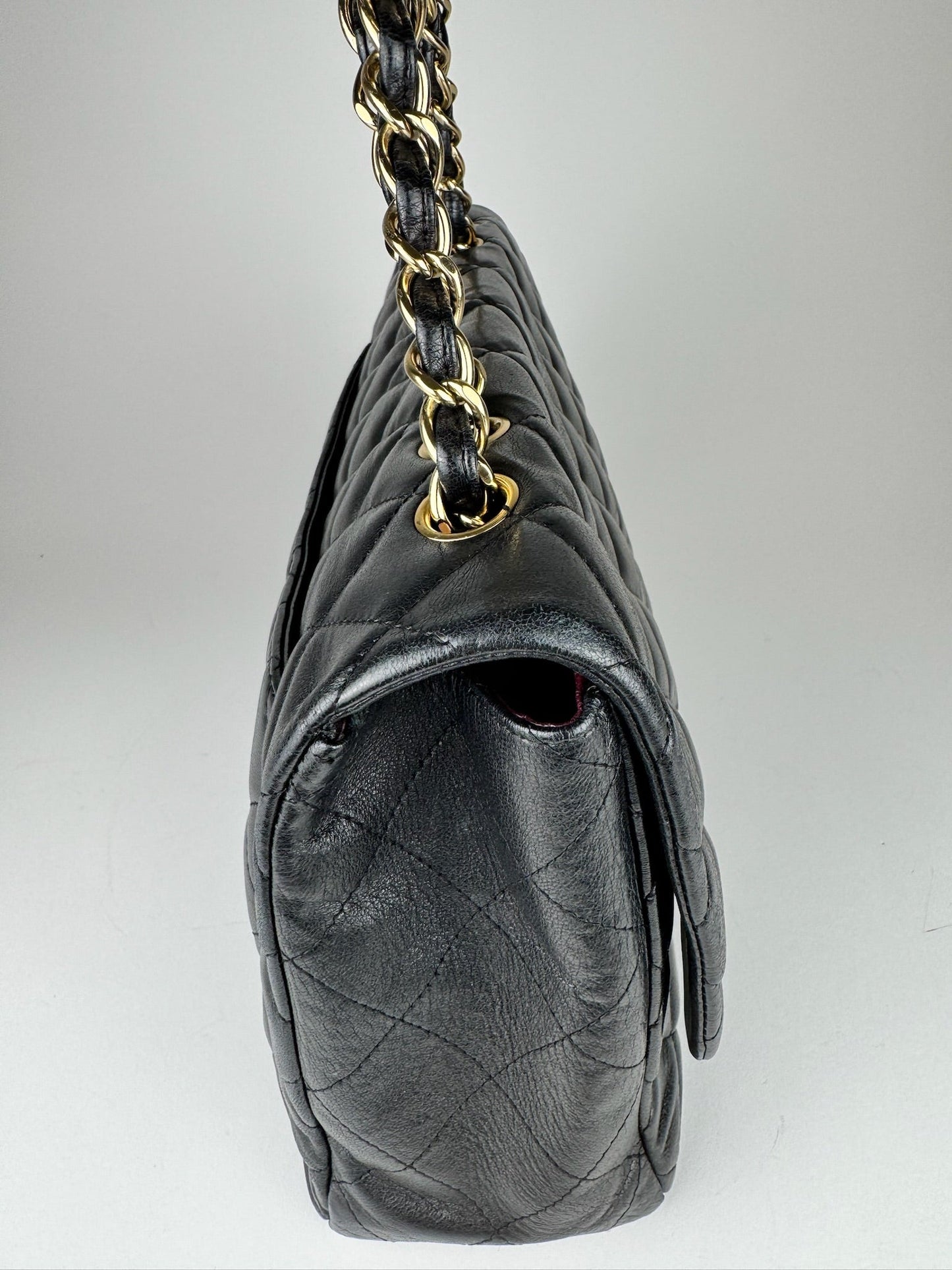 Chanel Timeless Classique medium - respace.studio