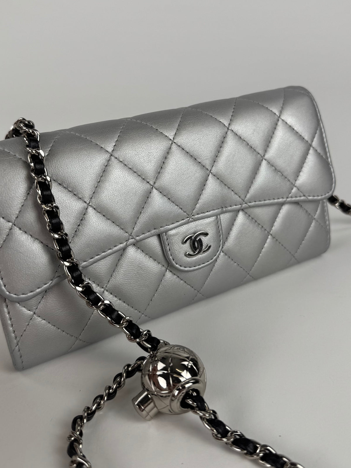 Chanel Wallet On Chain - respace.studio