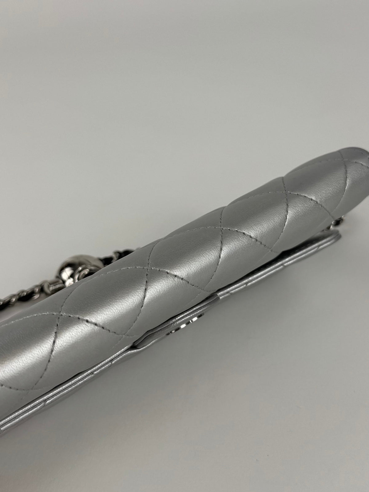 Chanel Wallet On Chain - respace.studio