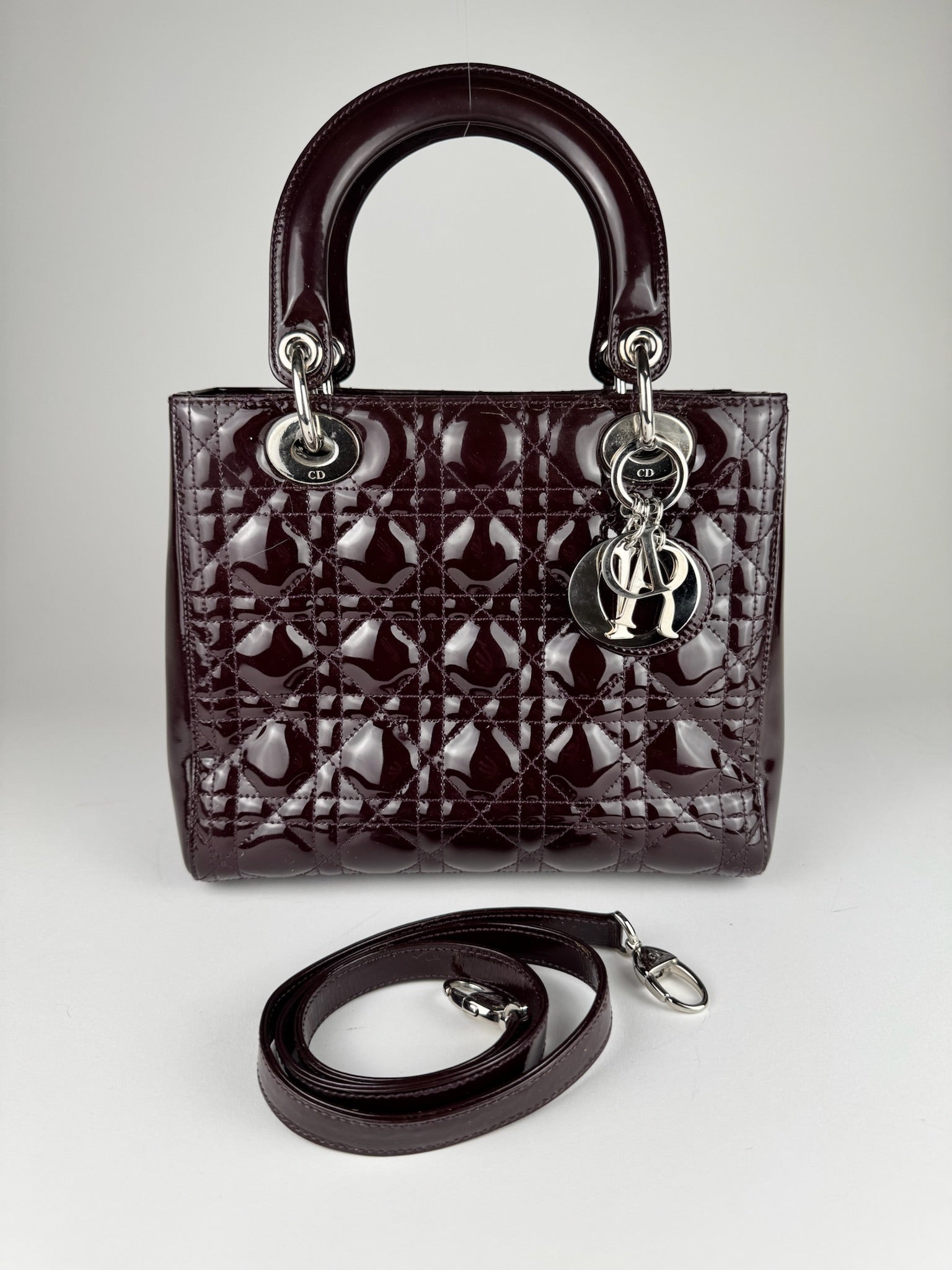 Dior Lady Dior Medium - respace.studio