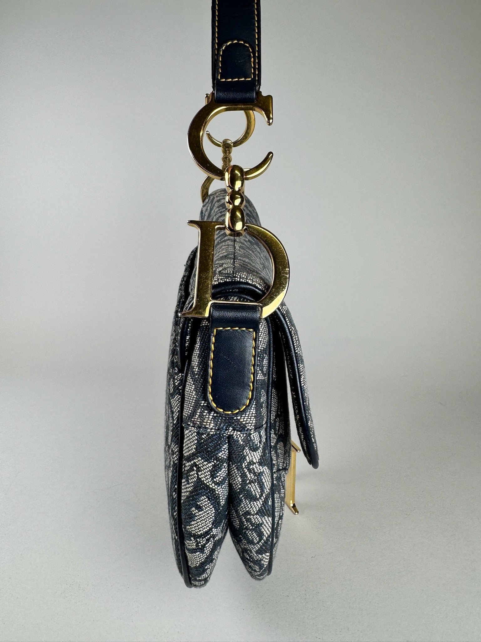 Dior Saddle - respace.studio