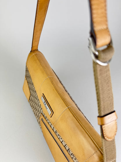 Dior Street Chic Monogram - respace.studio