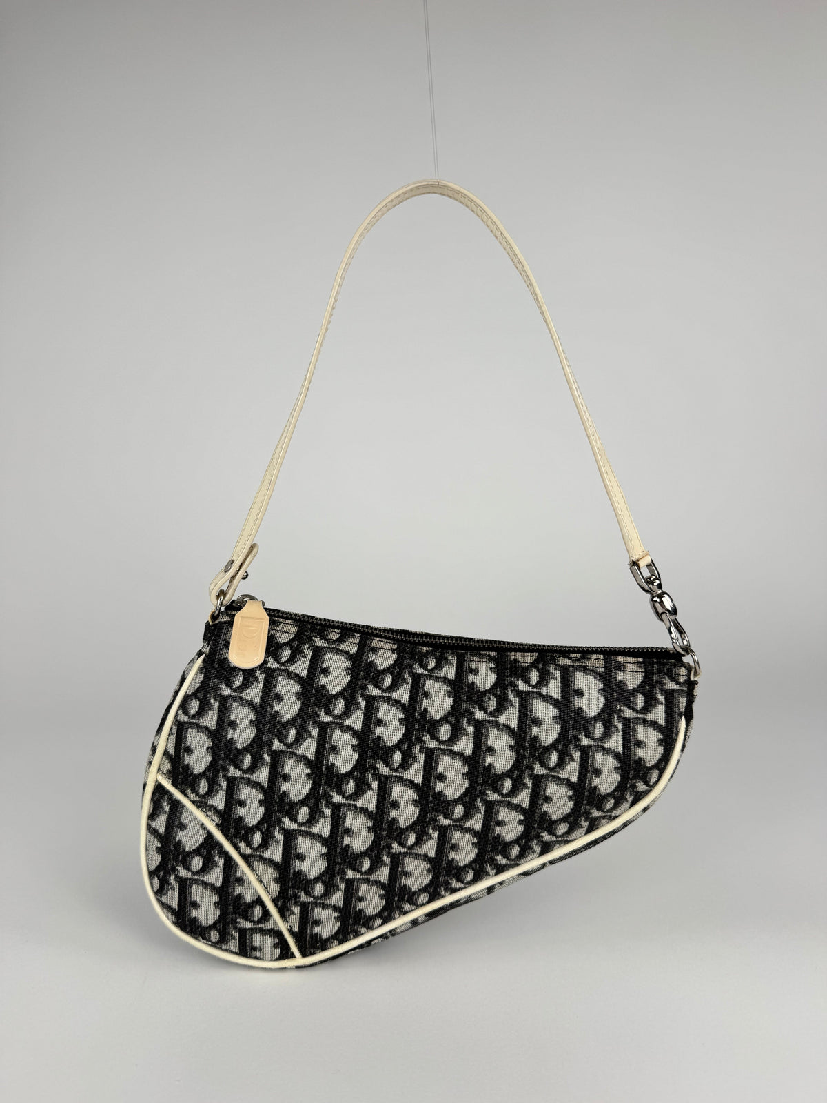 Dior Trotter Saddle Pouch - respace.studio