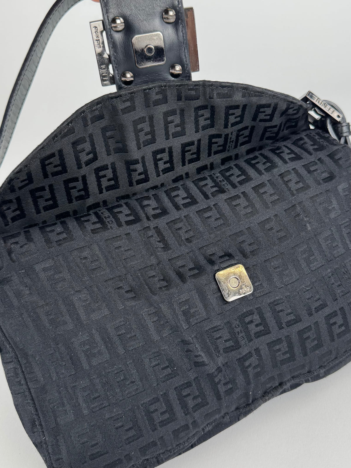 Fendi Baguette - respace.studio
