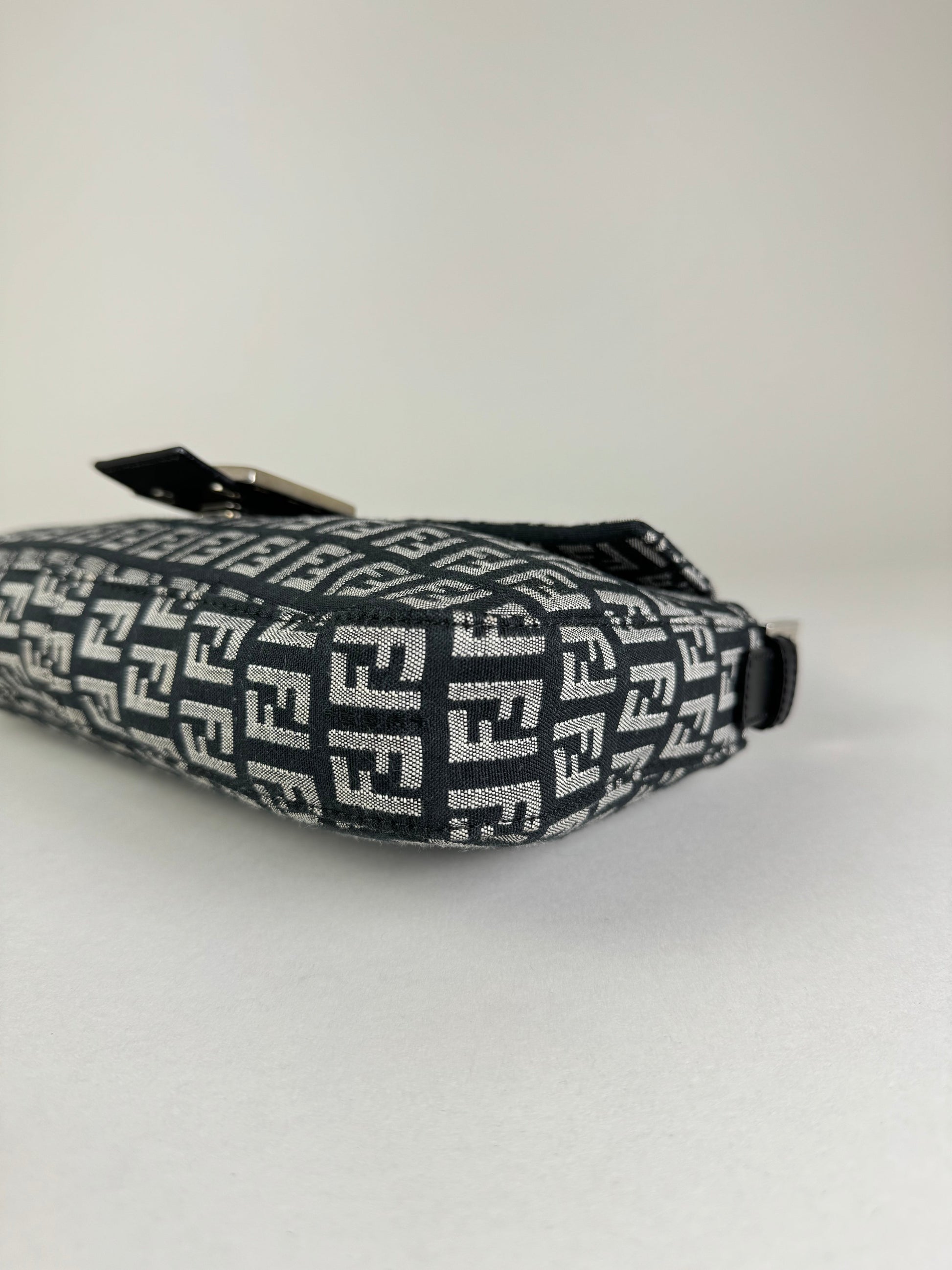 Fendi Baguette - respace.studio
