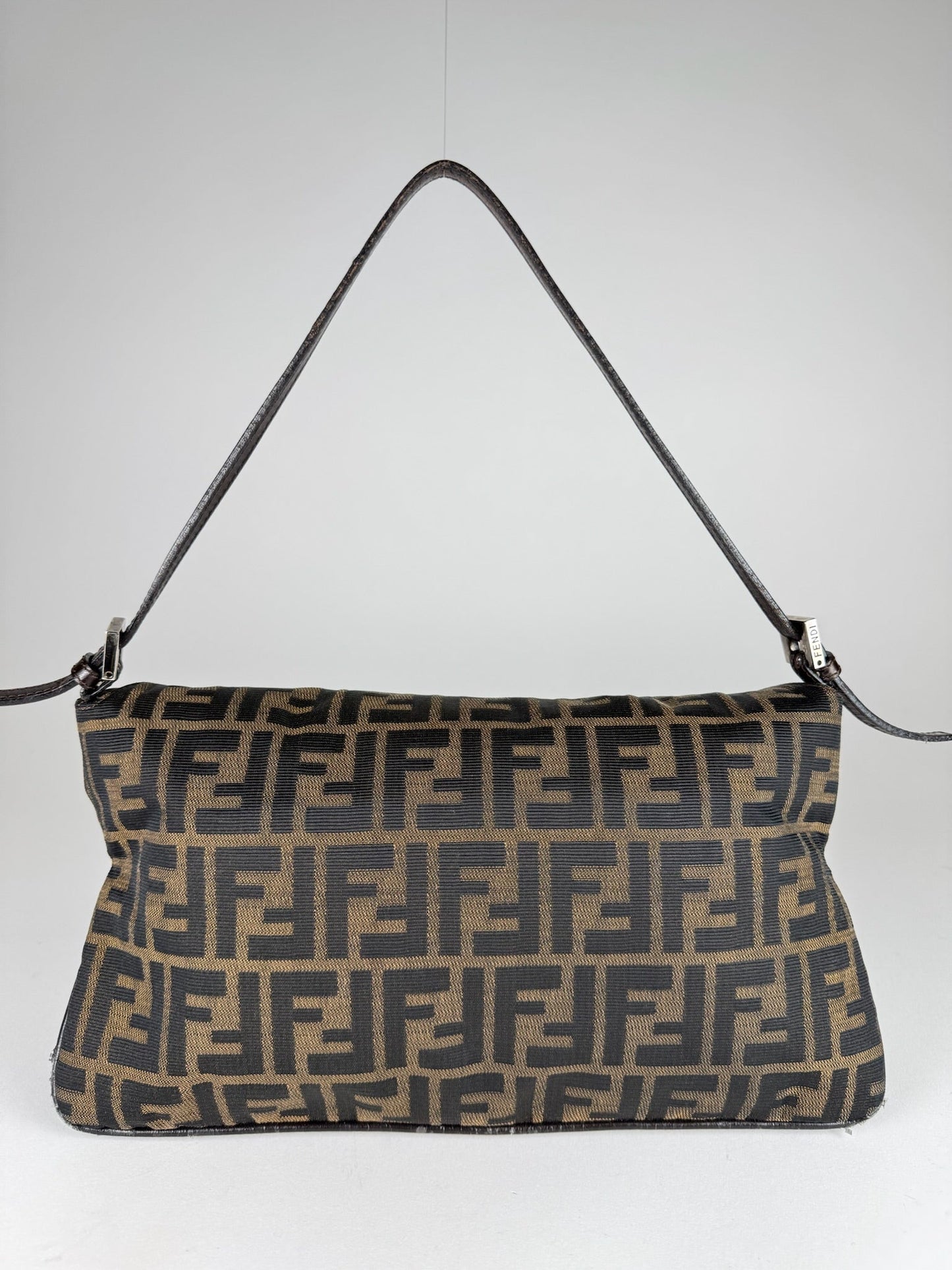 Fendi Baguette - respace.studio