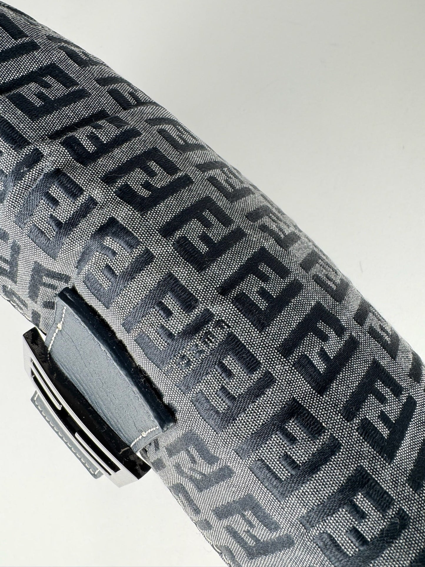Fendi Baguette - respace.studio