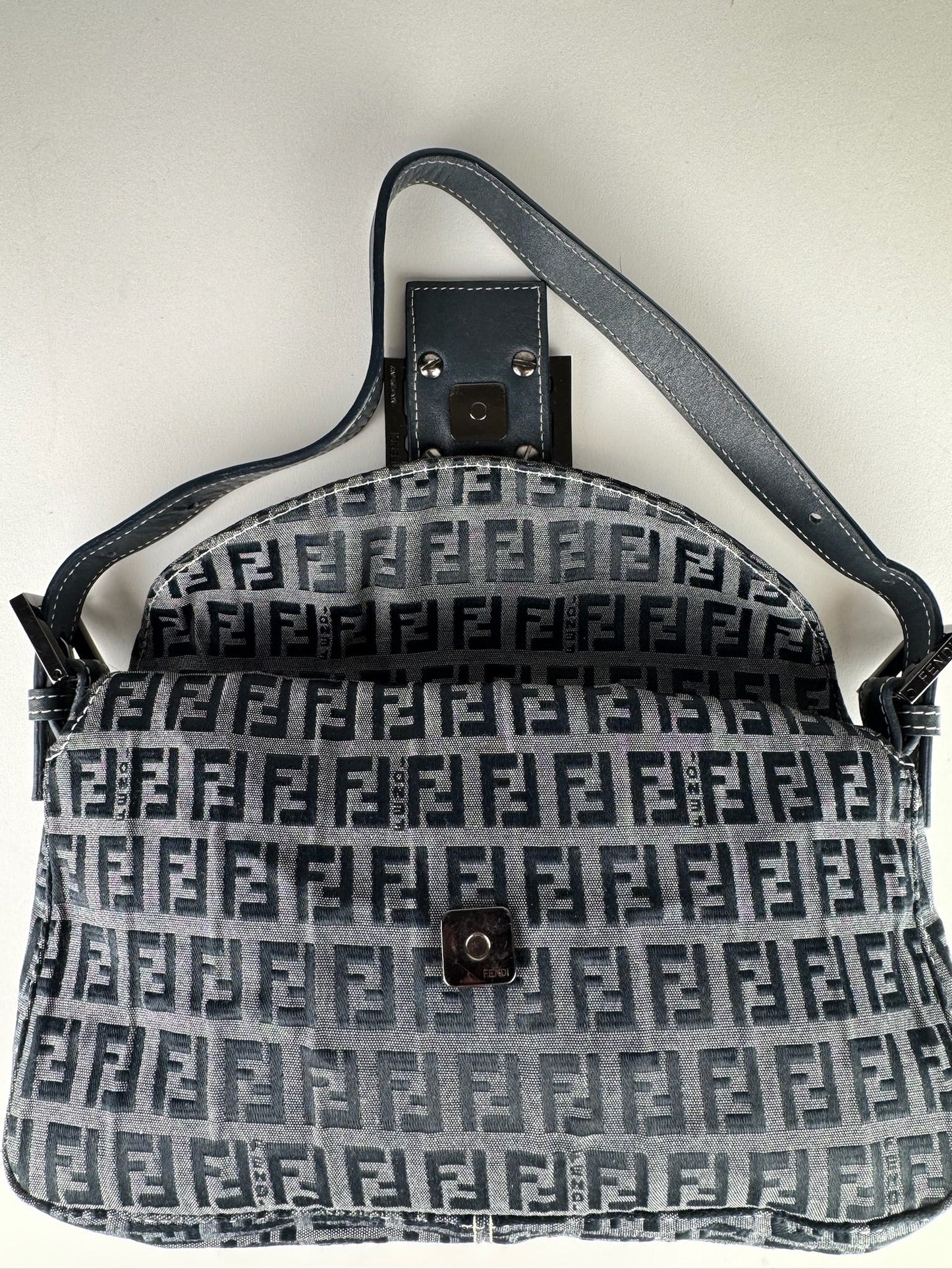 Fendi Baguette - respace.studio