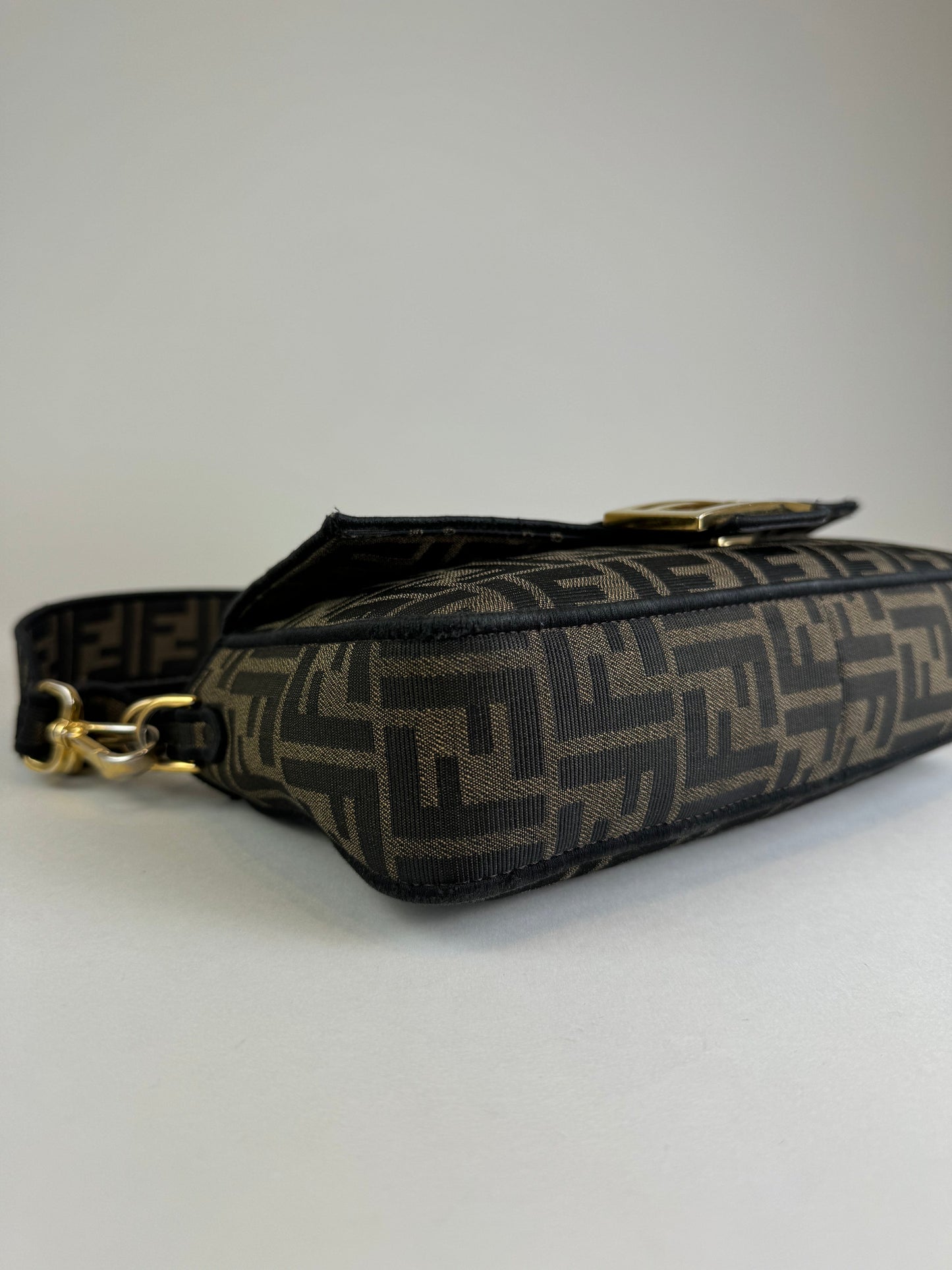 Fendi Baguette - respace.studio