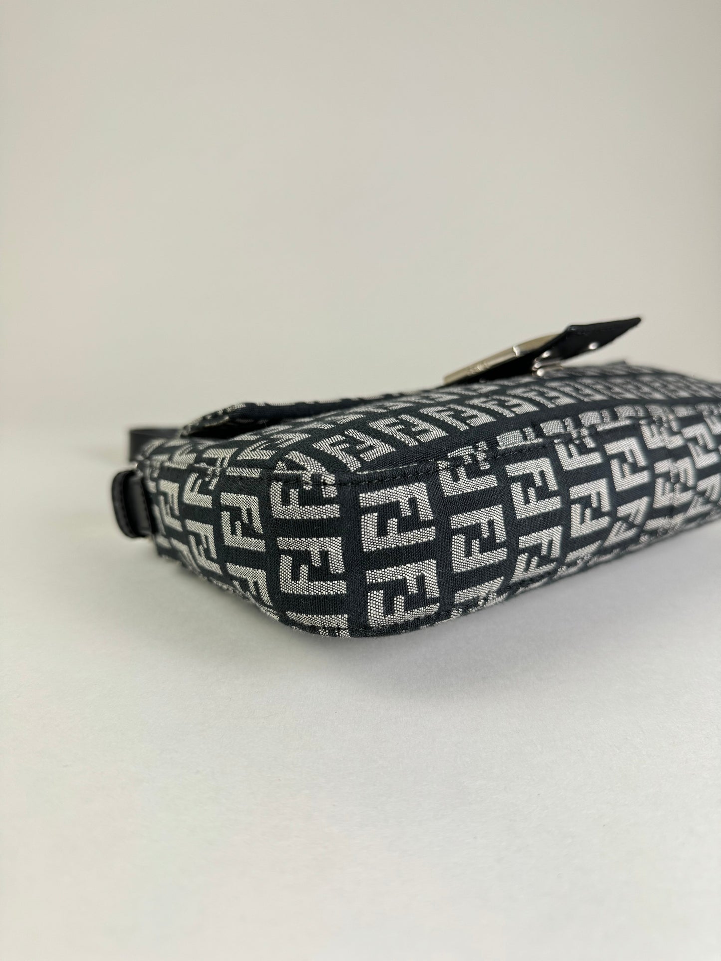 Fendi Baguette - respace.studio
