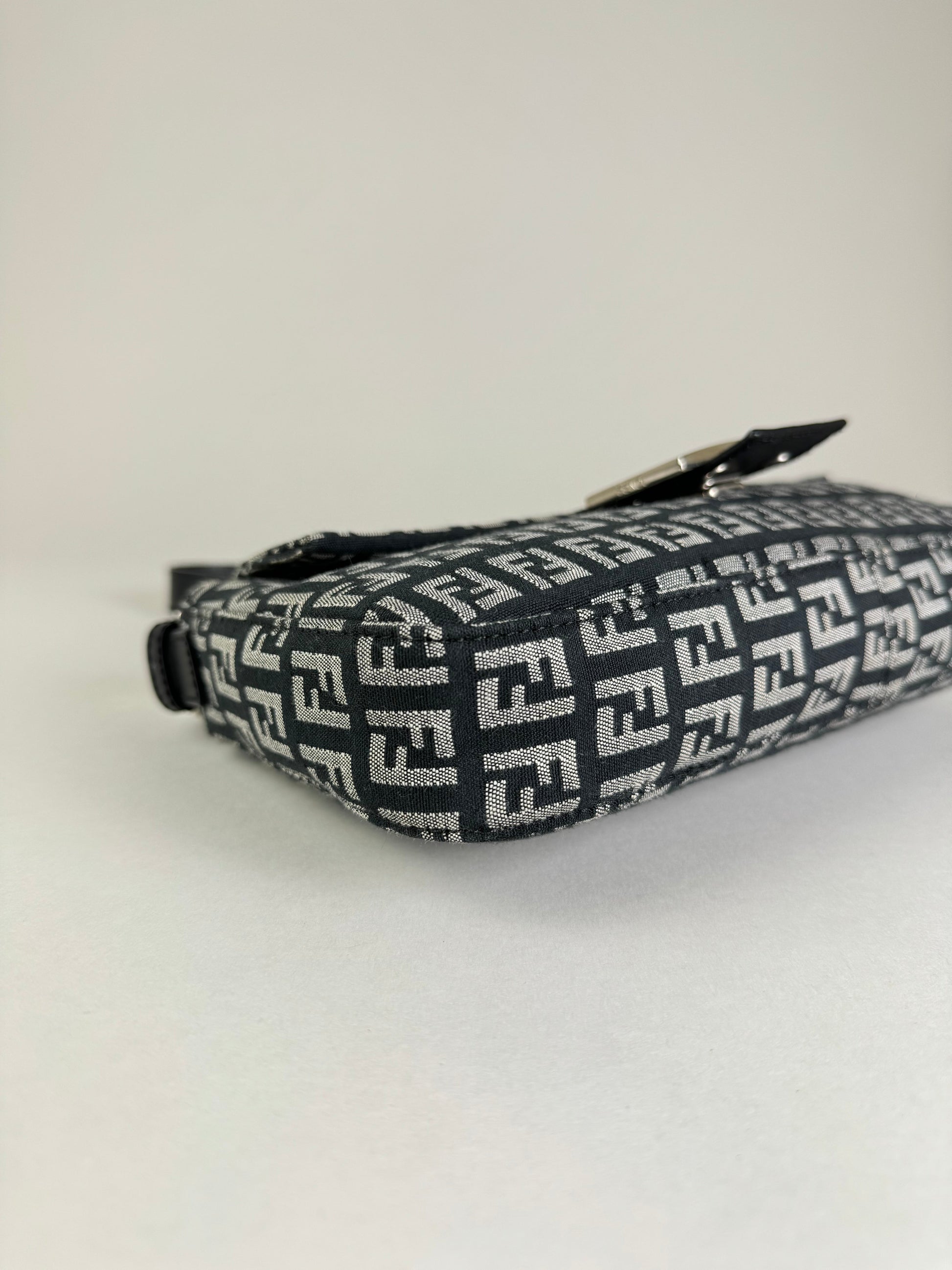 Fendi Baguette - respace.studio