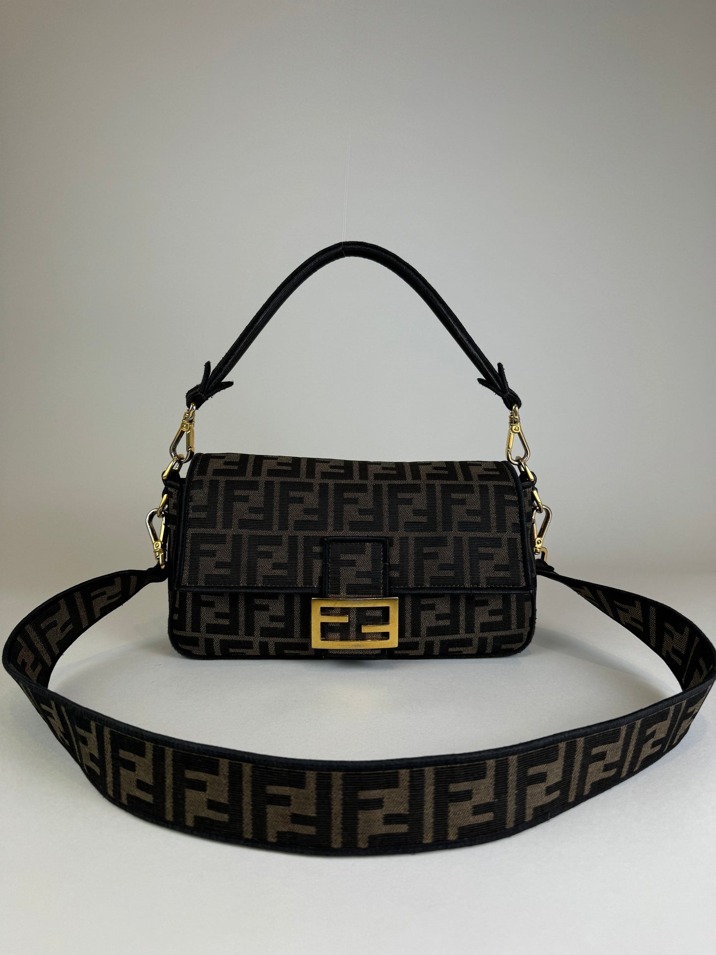 Fendi Baguette - respace.studio