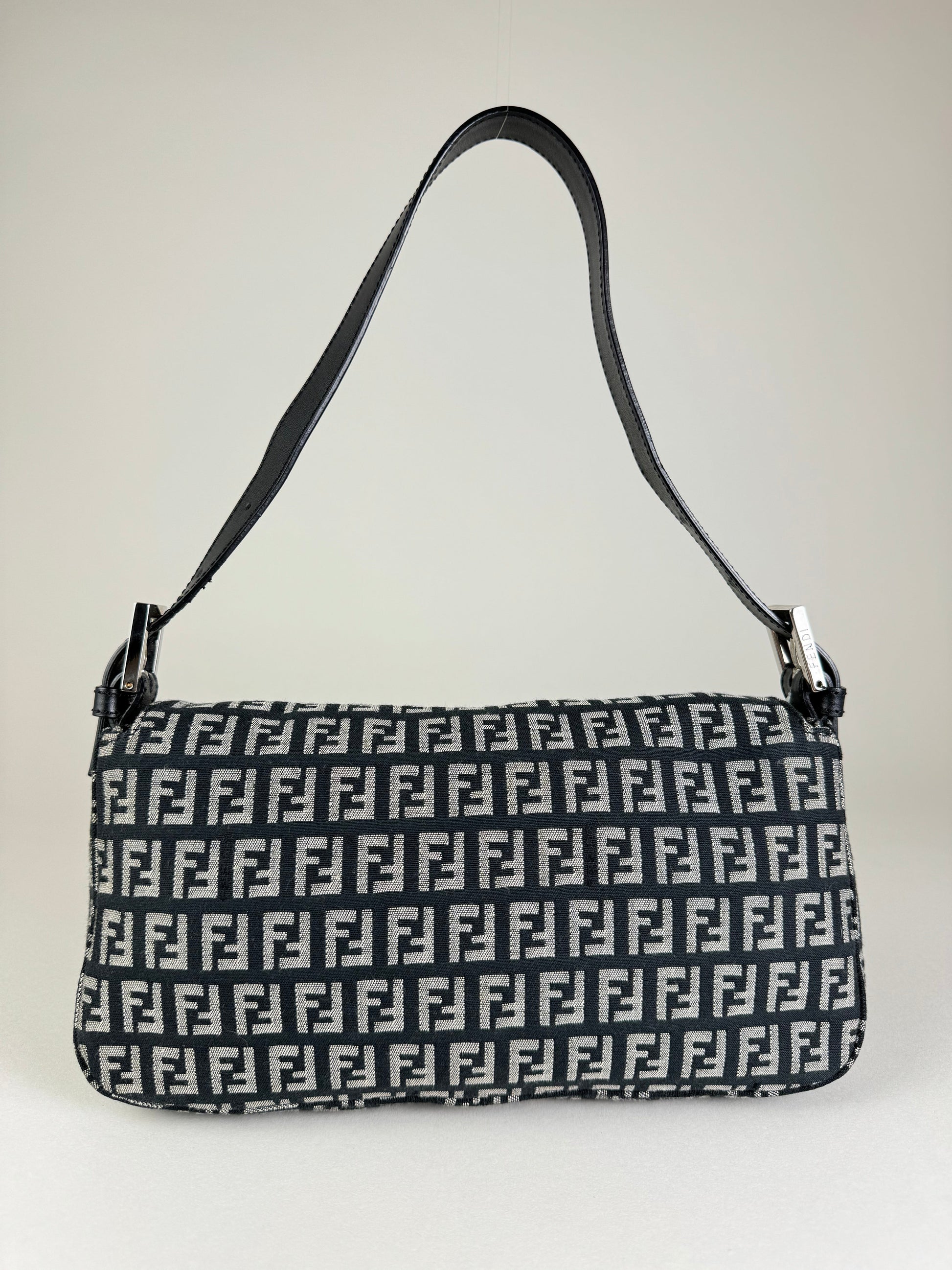 Fendi Baguette - respace.studio