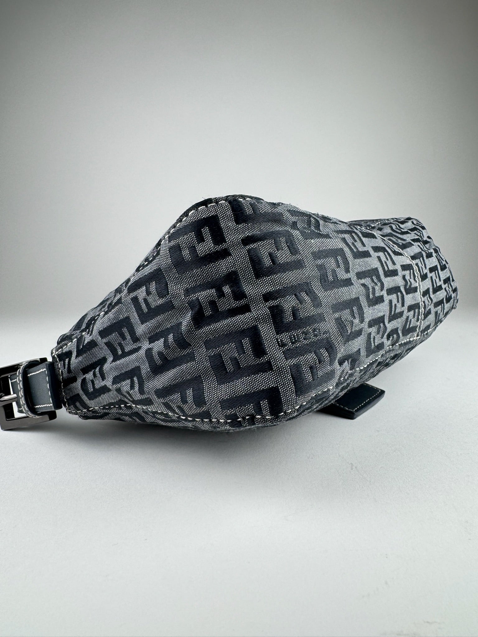 Fendi Baguette - respace.studio