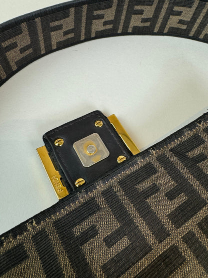Fendi Baguette - respace.studio
