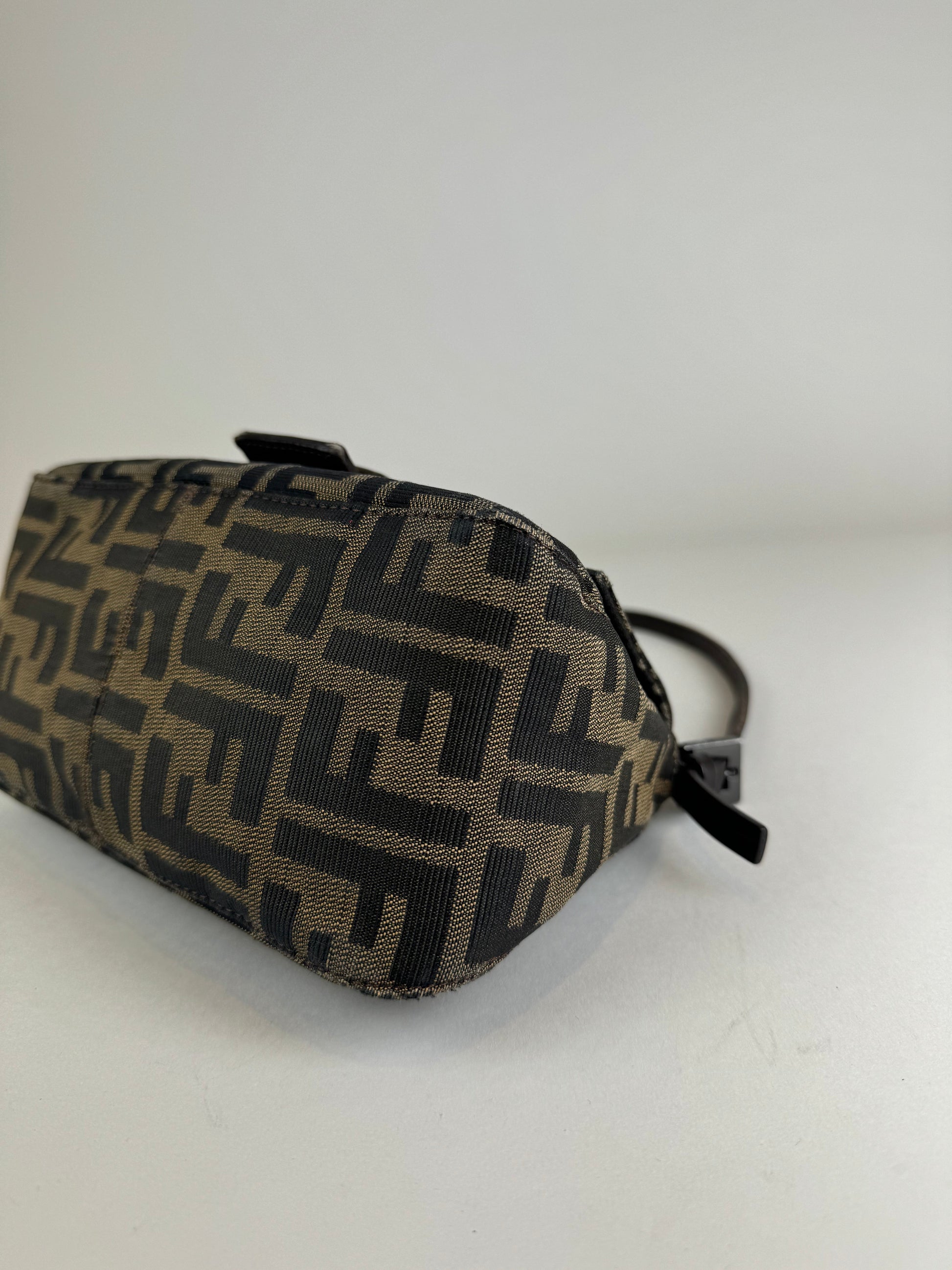Fendi Baguette Mini - respace.studio