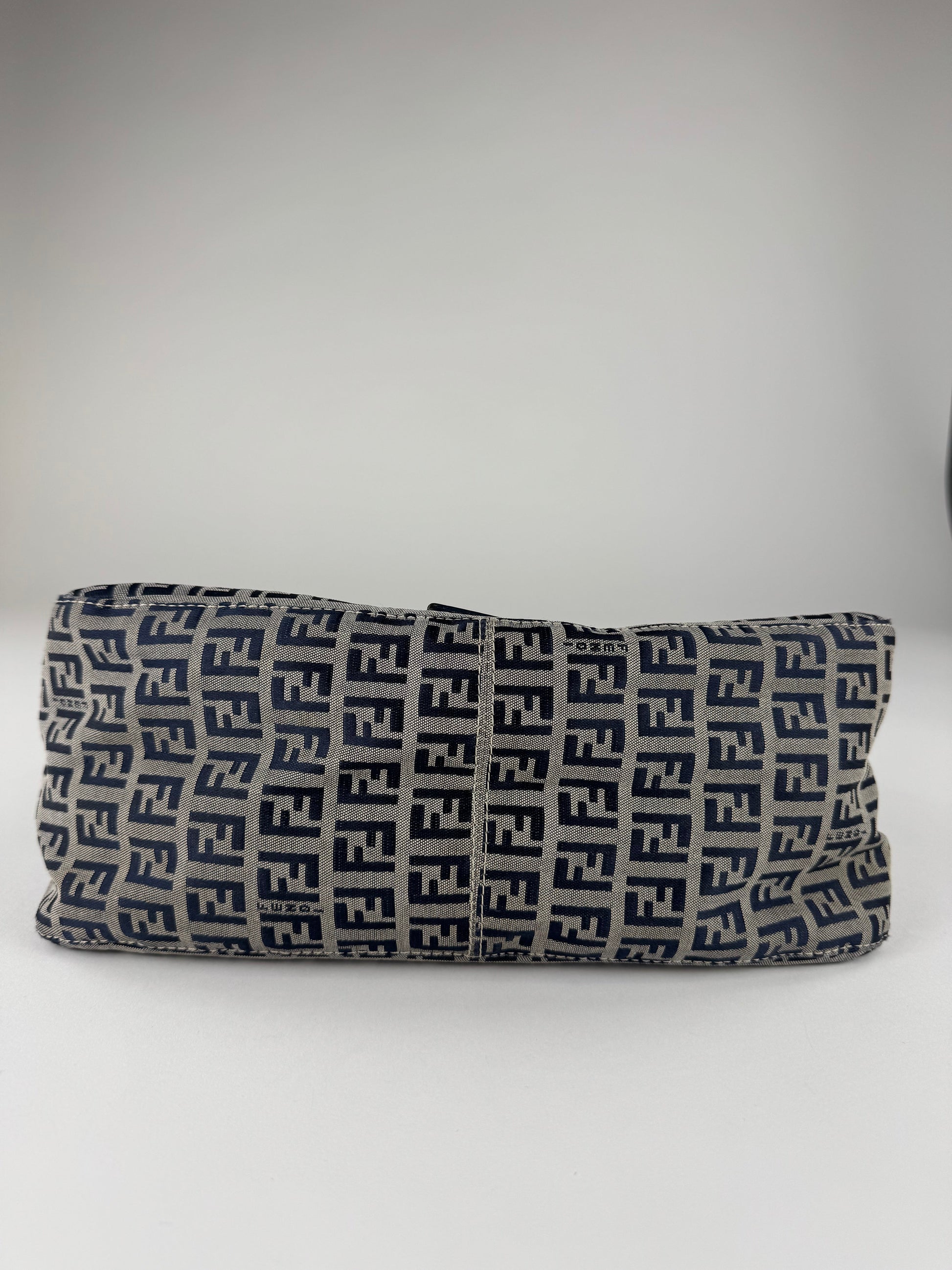 Fendi Mamma Baguette - respace.studio