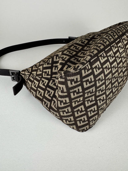 Fendi Mamma Baguette - respace.studio