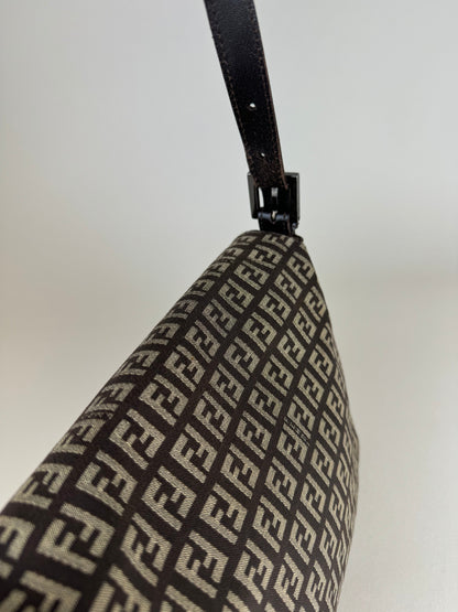 Fendi Mamma Baguette - respace.studio