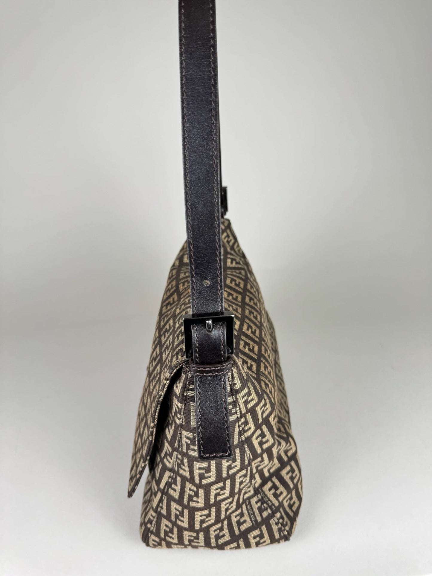 Fendi Mamma Baguette - respace.studio