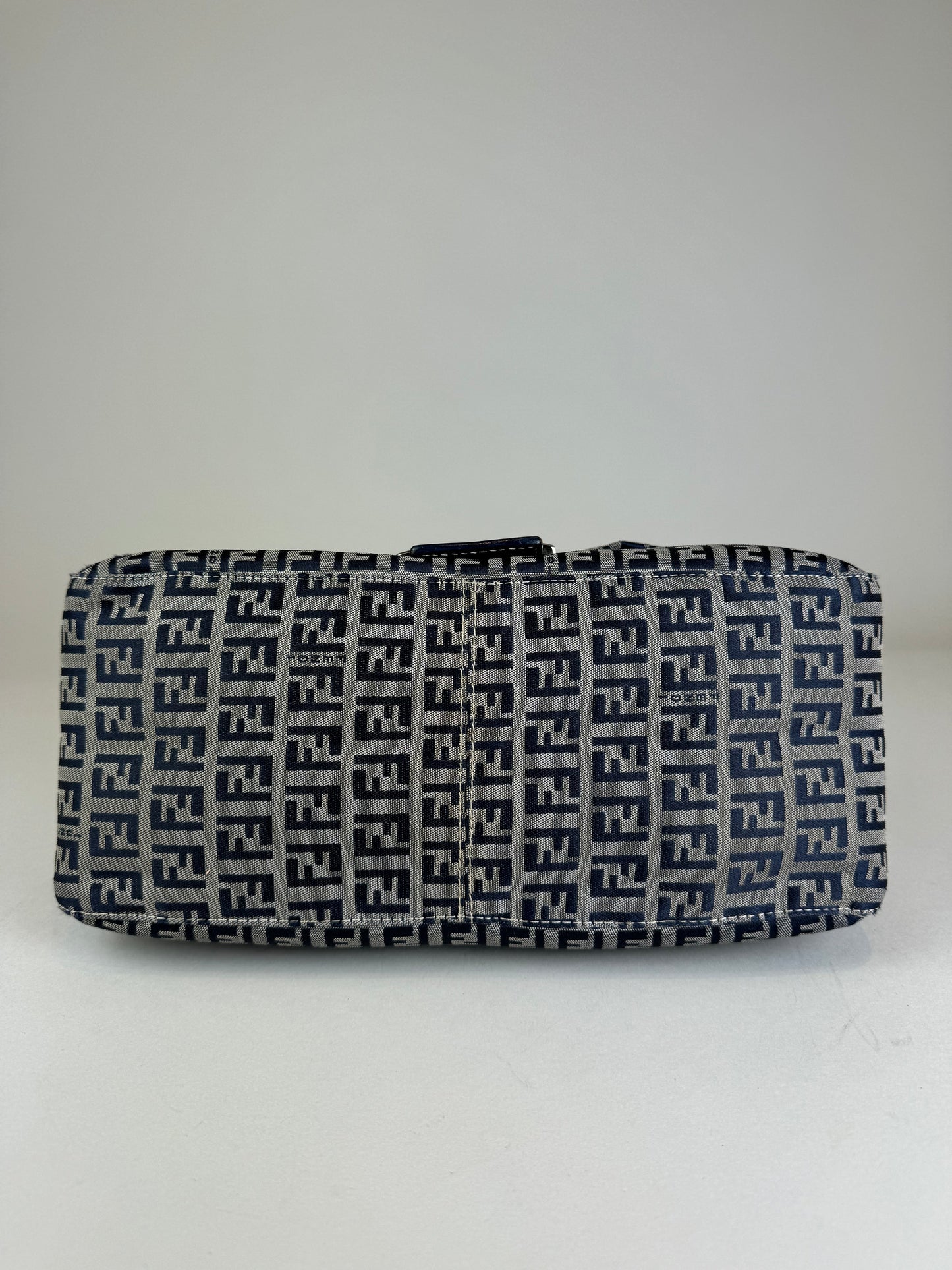 Fendi Mamma Baguette - respace.studio