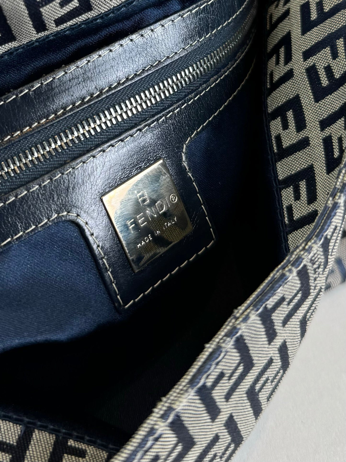 Fendi Mamma Baguette - respace.studio