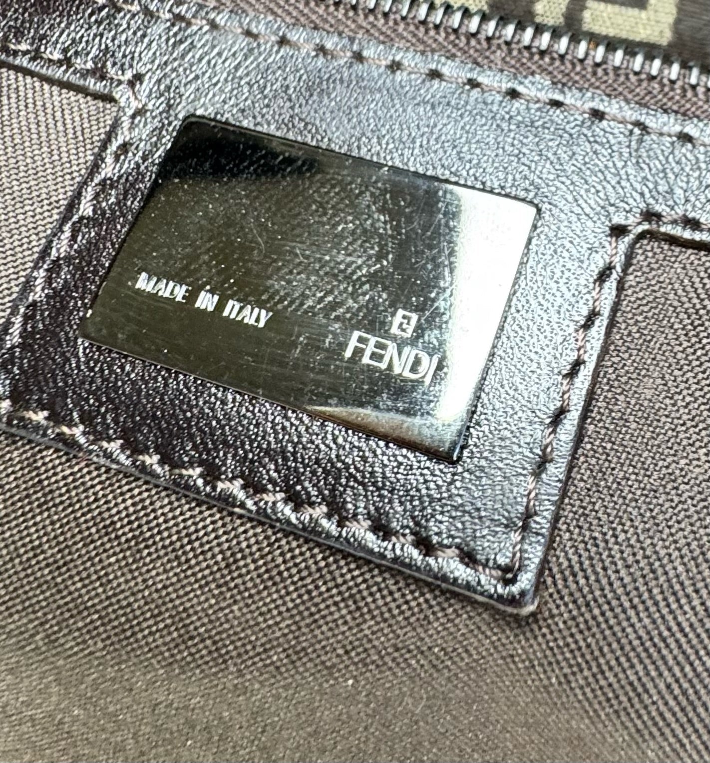 Fendi Mamma Baguette - respace.studio