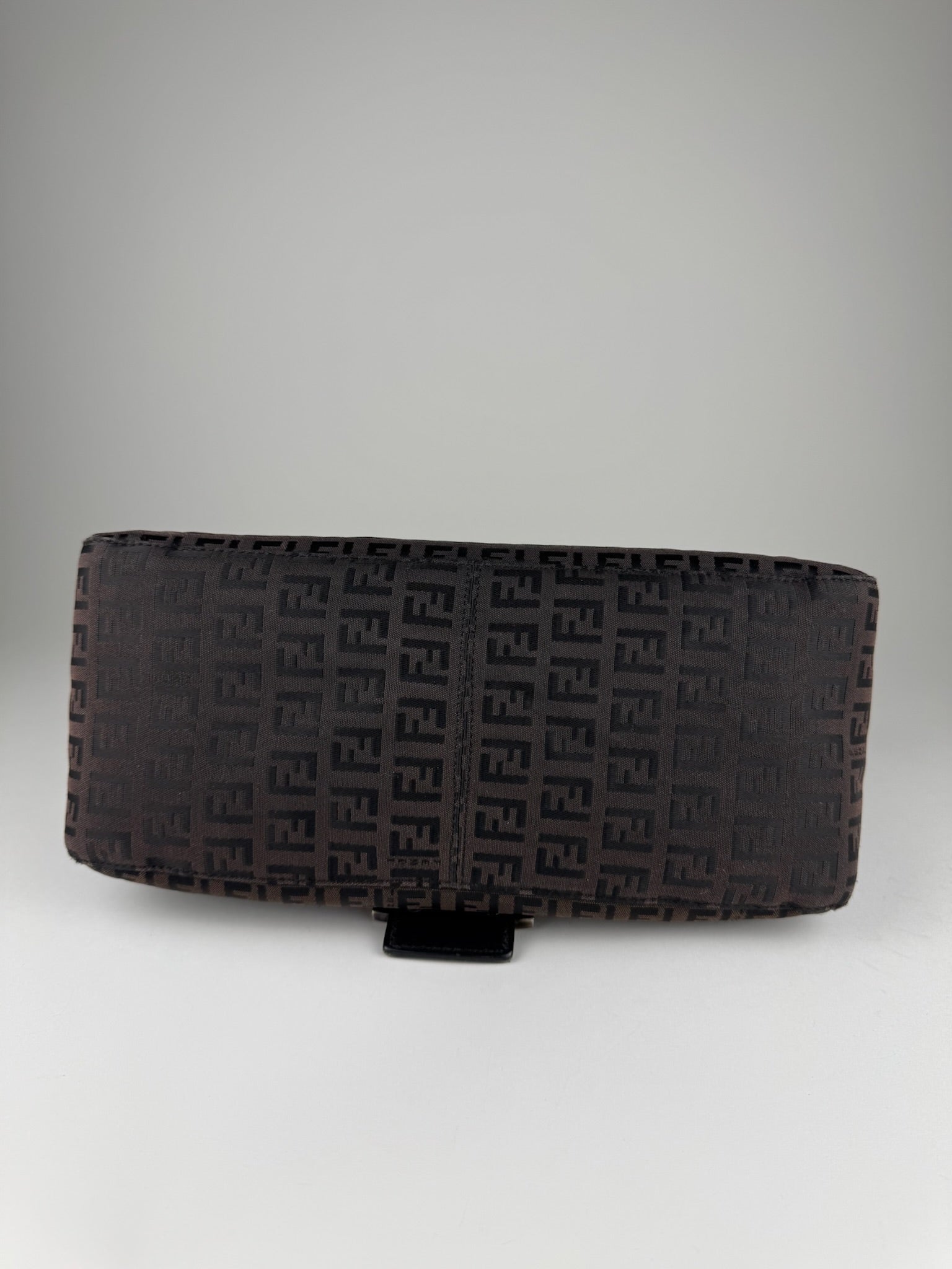Fendi Mamma Baguette - respace.studio