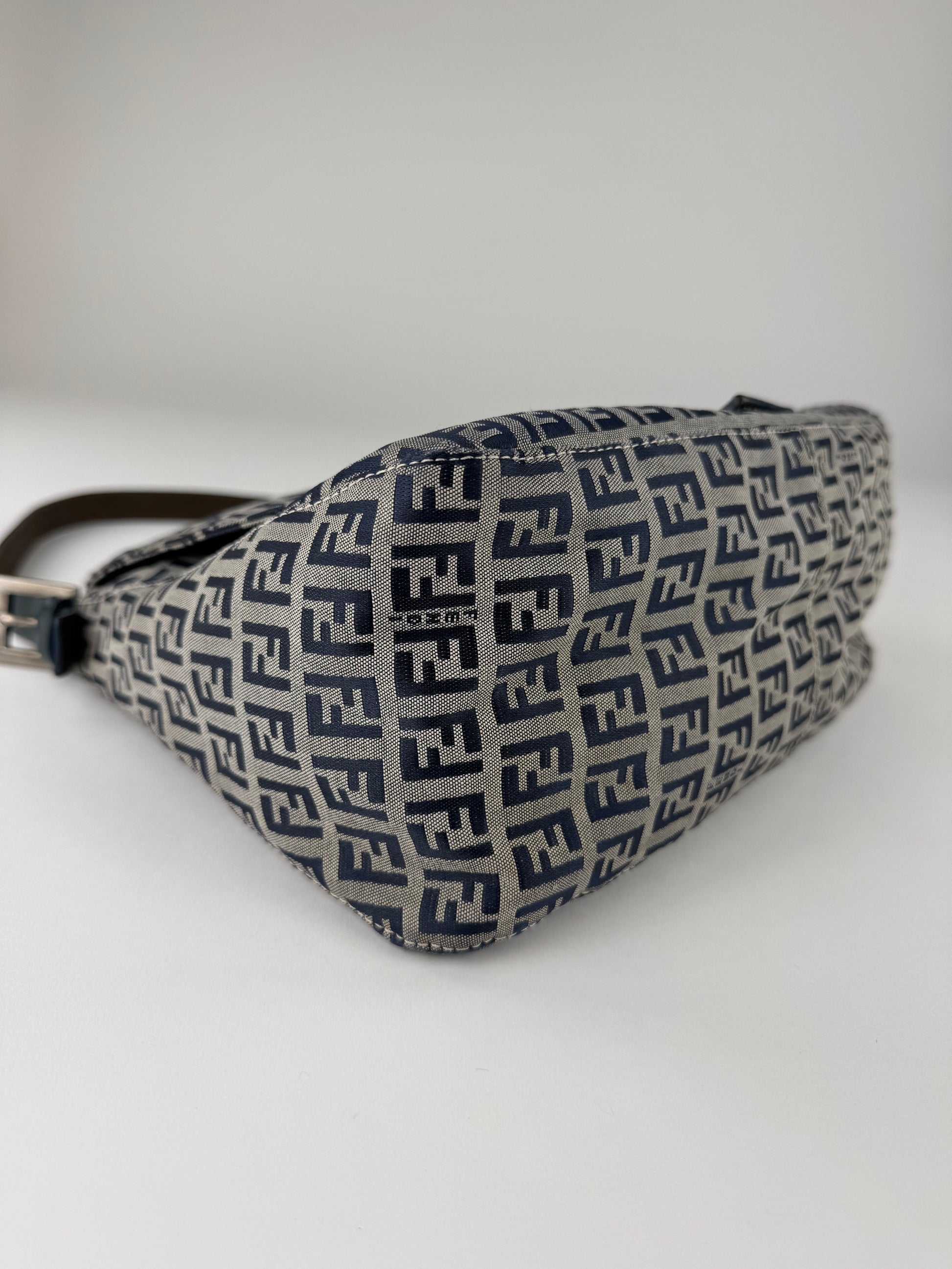 Fendi Mamma Baguette - respace.studio