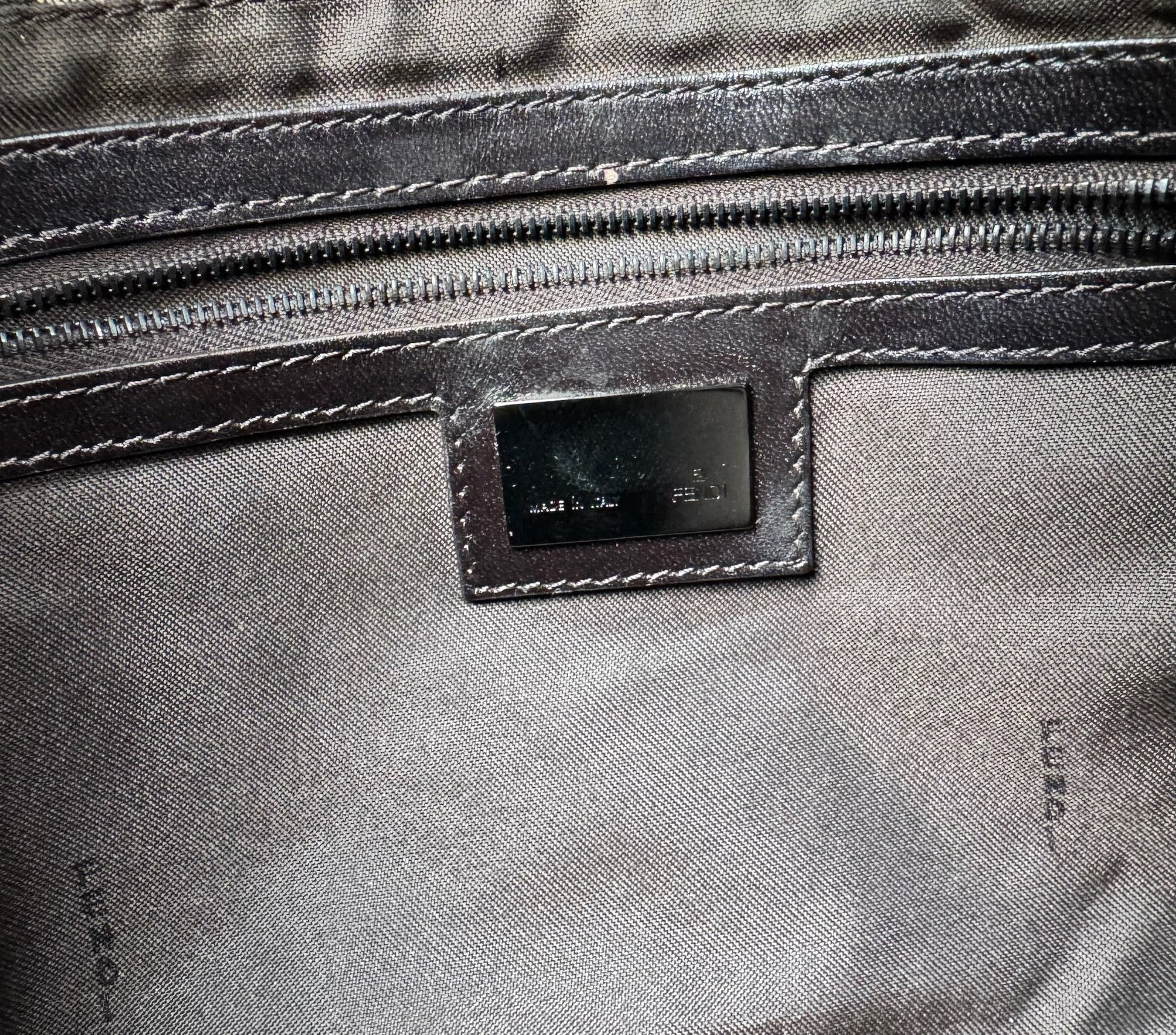 Fendi Mamma Baguette - respace.studio