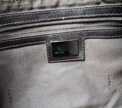 Fendi Mamma Baguette - respace.studio