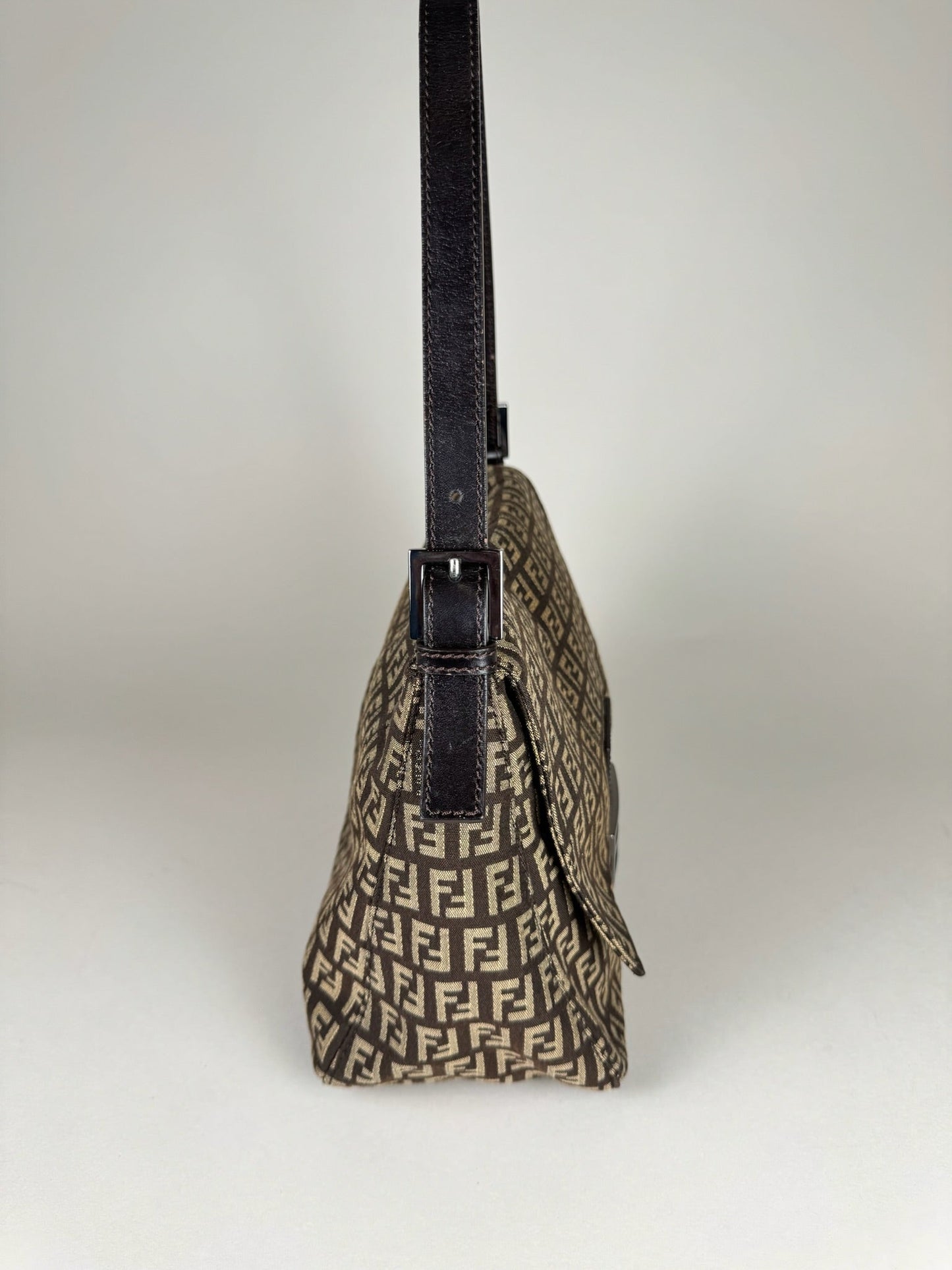 Fendi Mamma Baguette - respace.studio