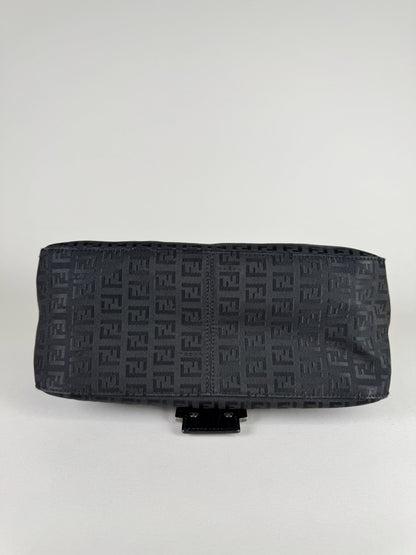 Fendi Mamma Baguette - respace.studio