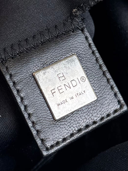 Fendi Mamma Baguette - respace.studio