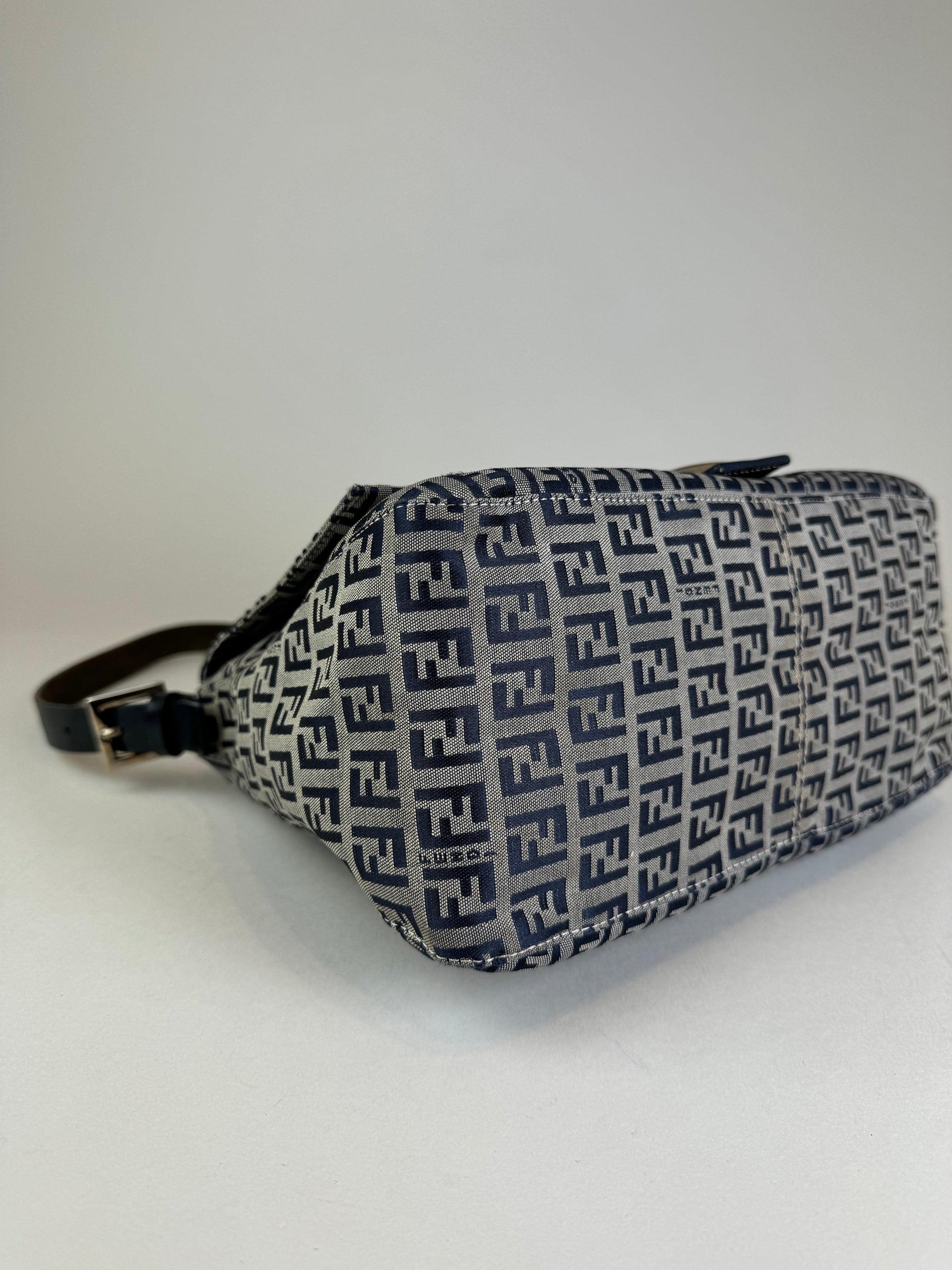 Fendi Mamma Baguette - respace.studio