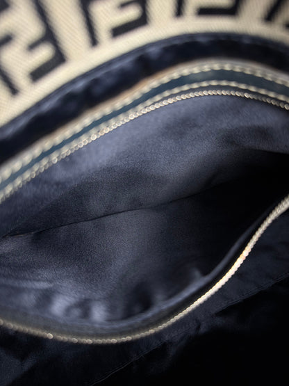Fendi Mamma Baguette - respace.studio