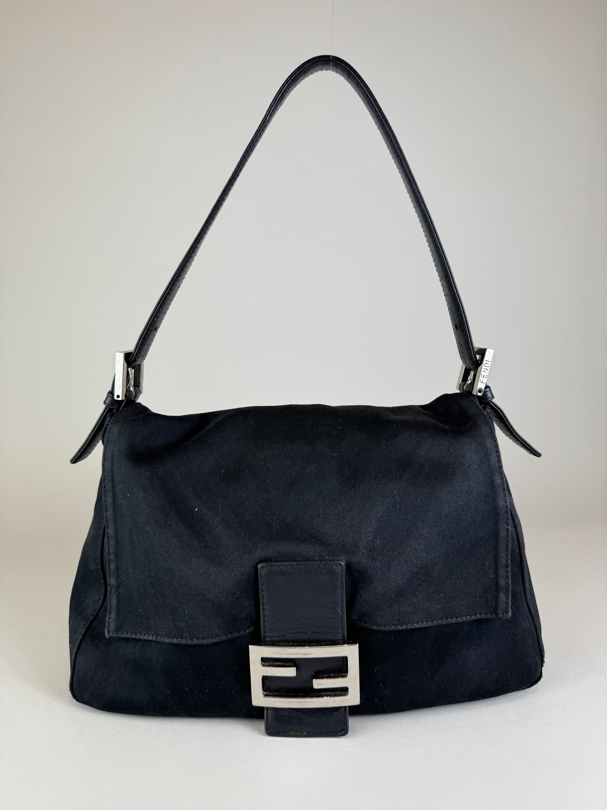Fendi Mamma Baguette - respace.studio