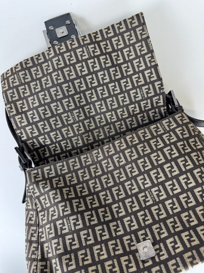 Fendi Mamma Baguette - respace.studio