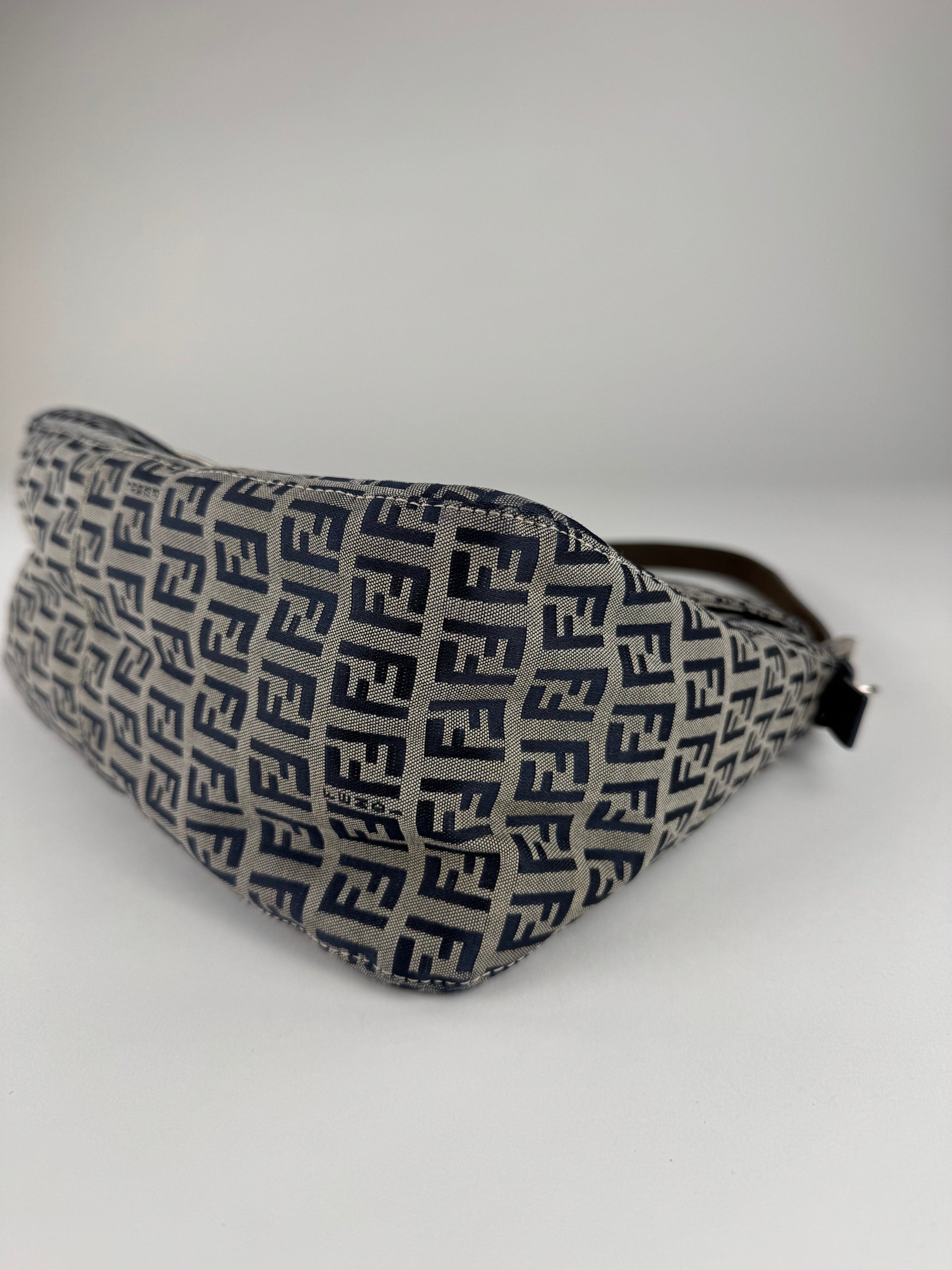 Fendi Mamma Baguette - respace.studio