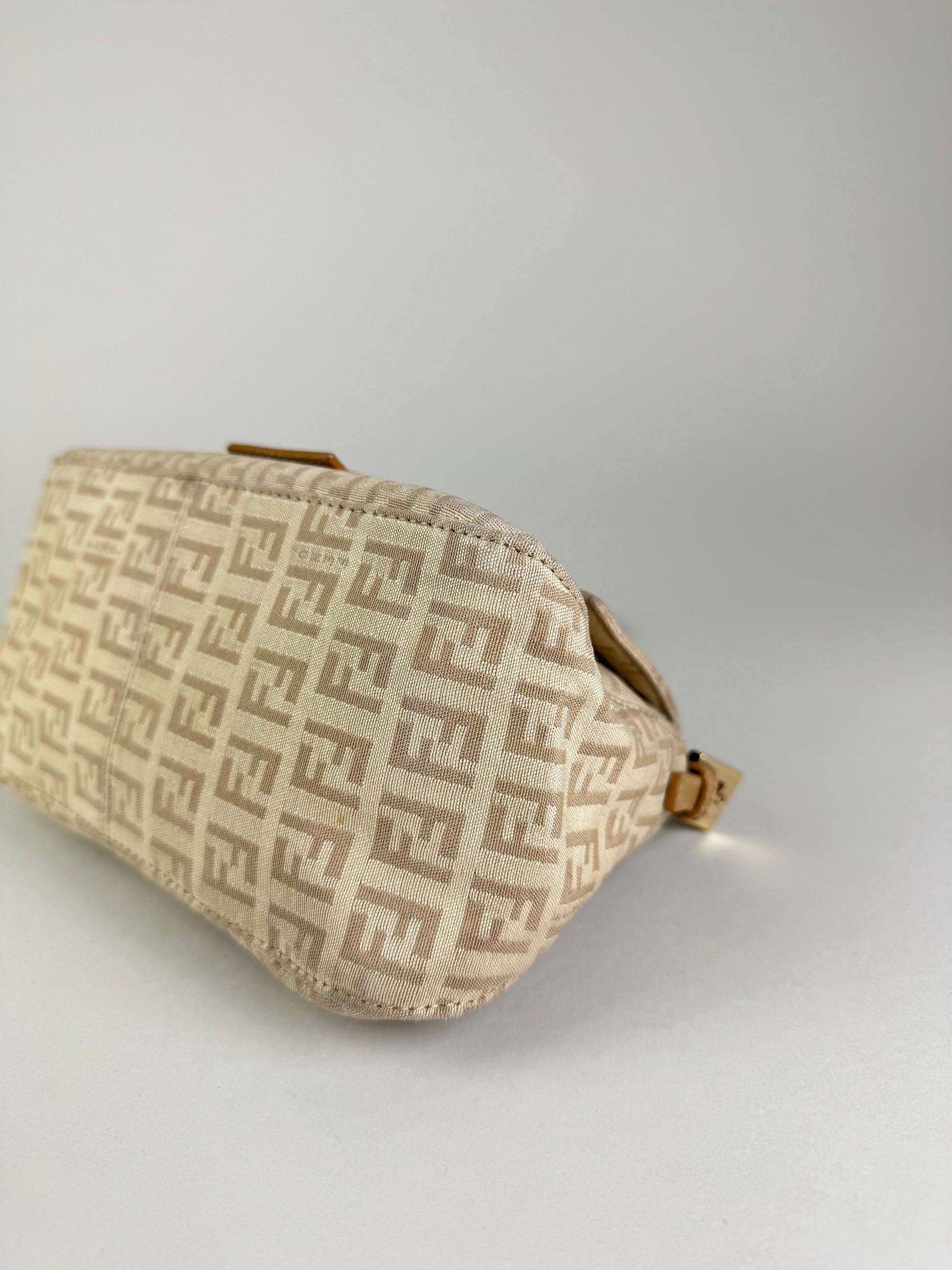 Fendi Mini Baguette - respace.studio