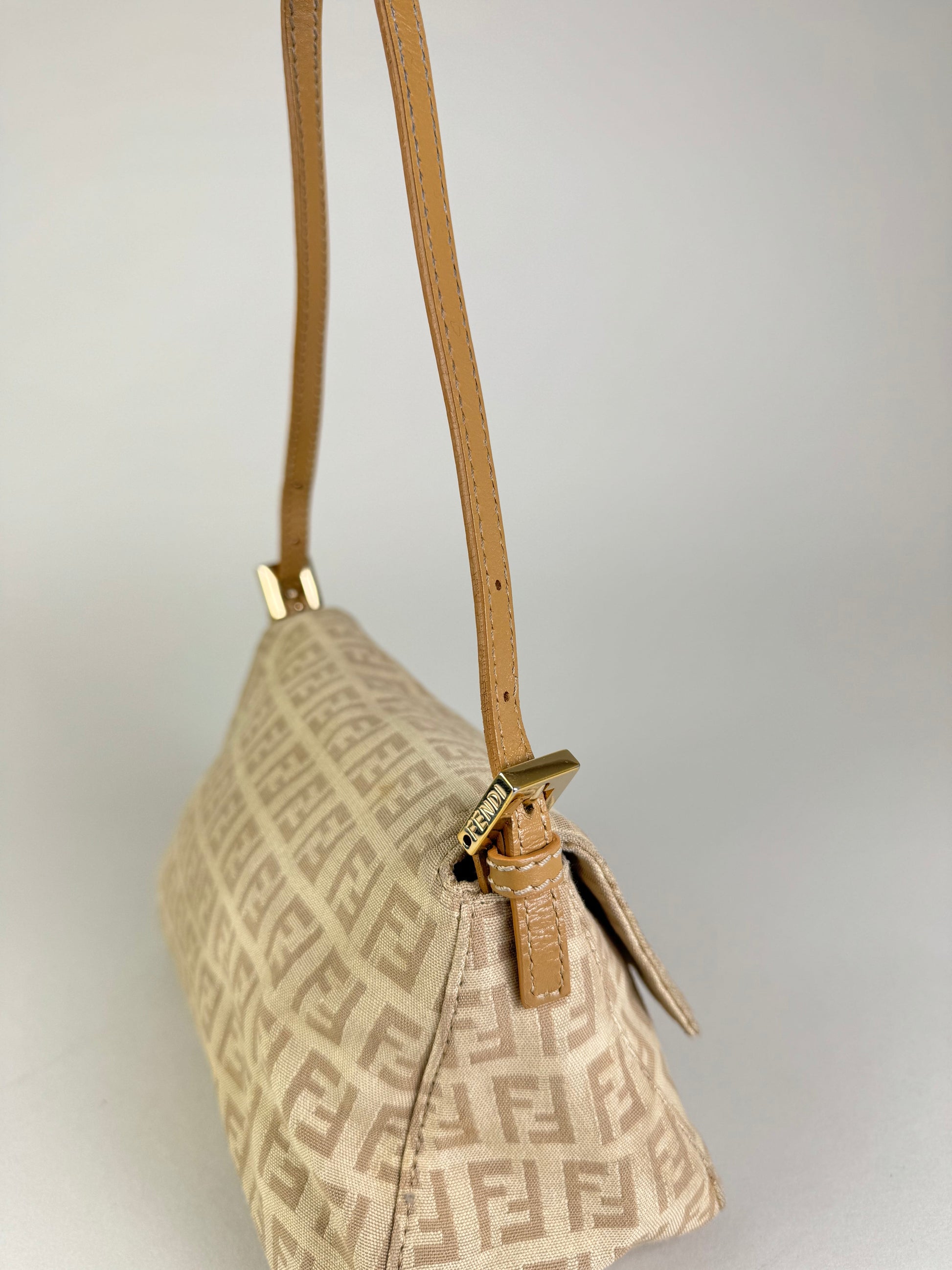 Fendi Mini Baguette - respace.studio