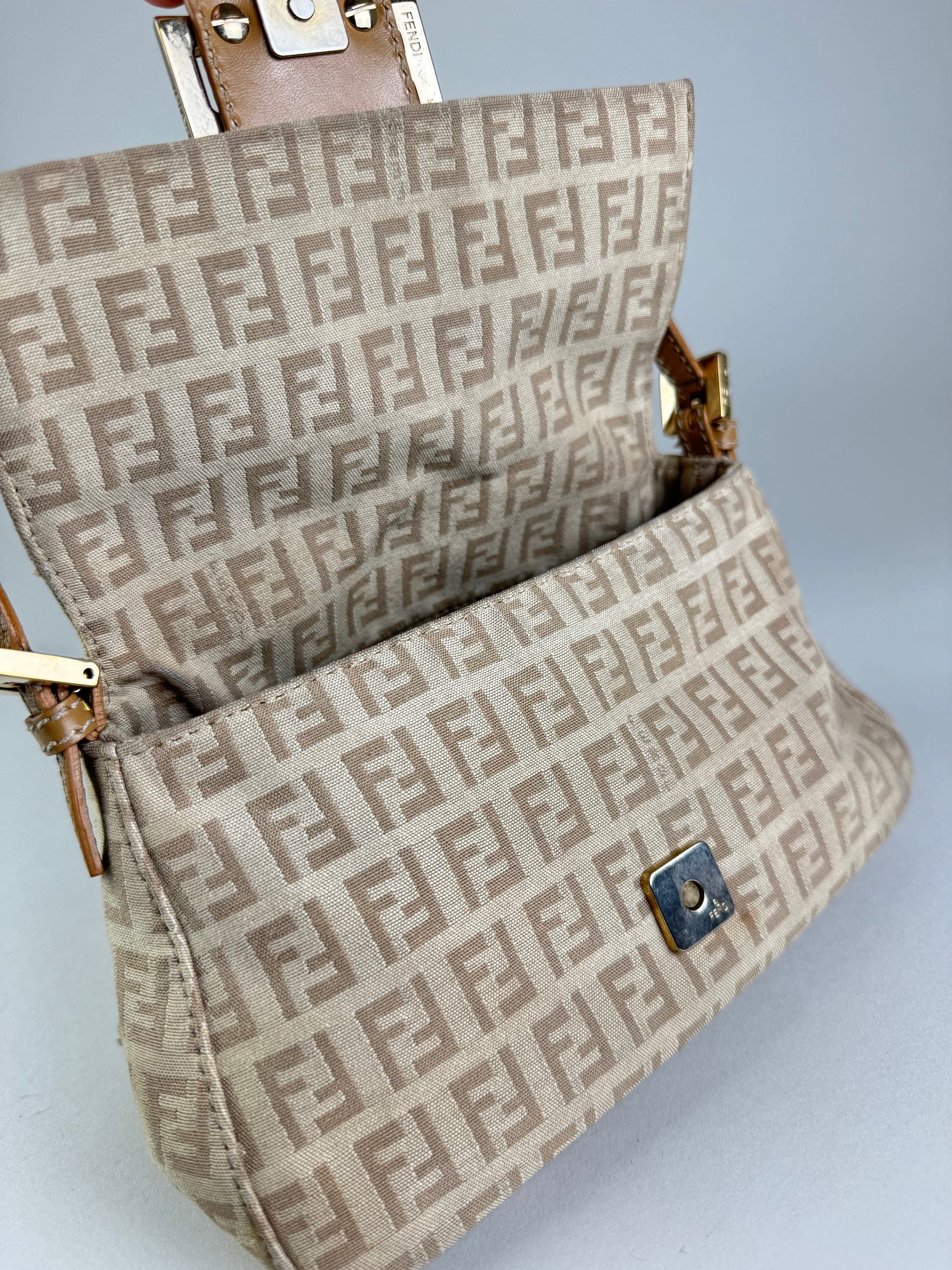 Fendi Mini Baguette - respace.studio