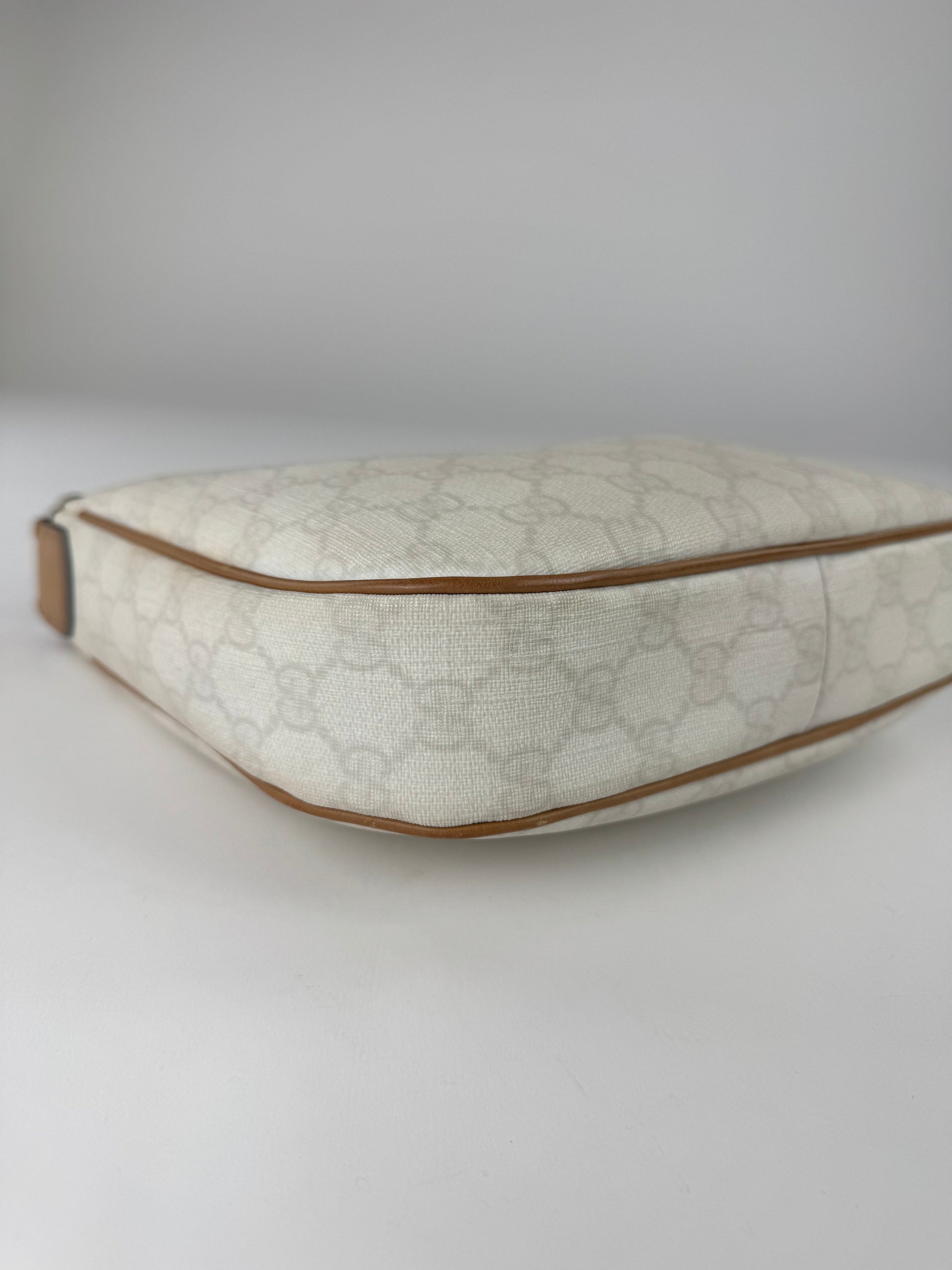 Gucci GG Hobo Shoulder Bag - respace.studio