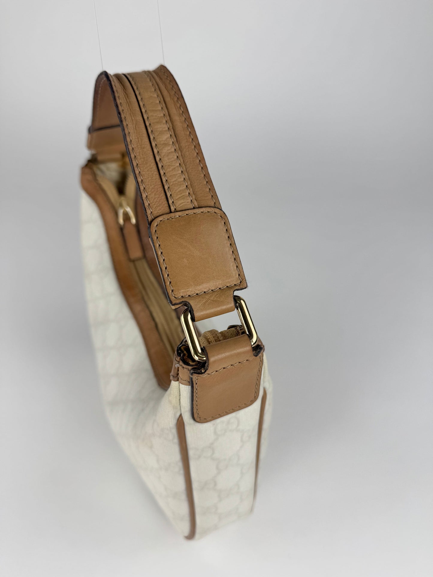 Gucci GG Hobo Shoulder Bag - respace.studio