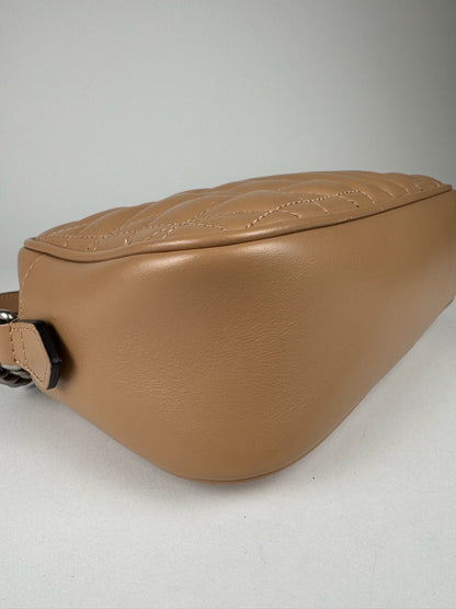 Gucci GG Marmont Camera Bag Small - respace.studio