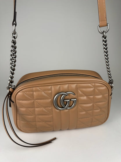 Gucci GG Marmont Camera Bag Small - respace.studio