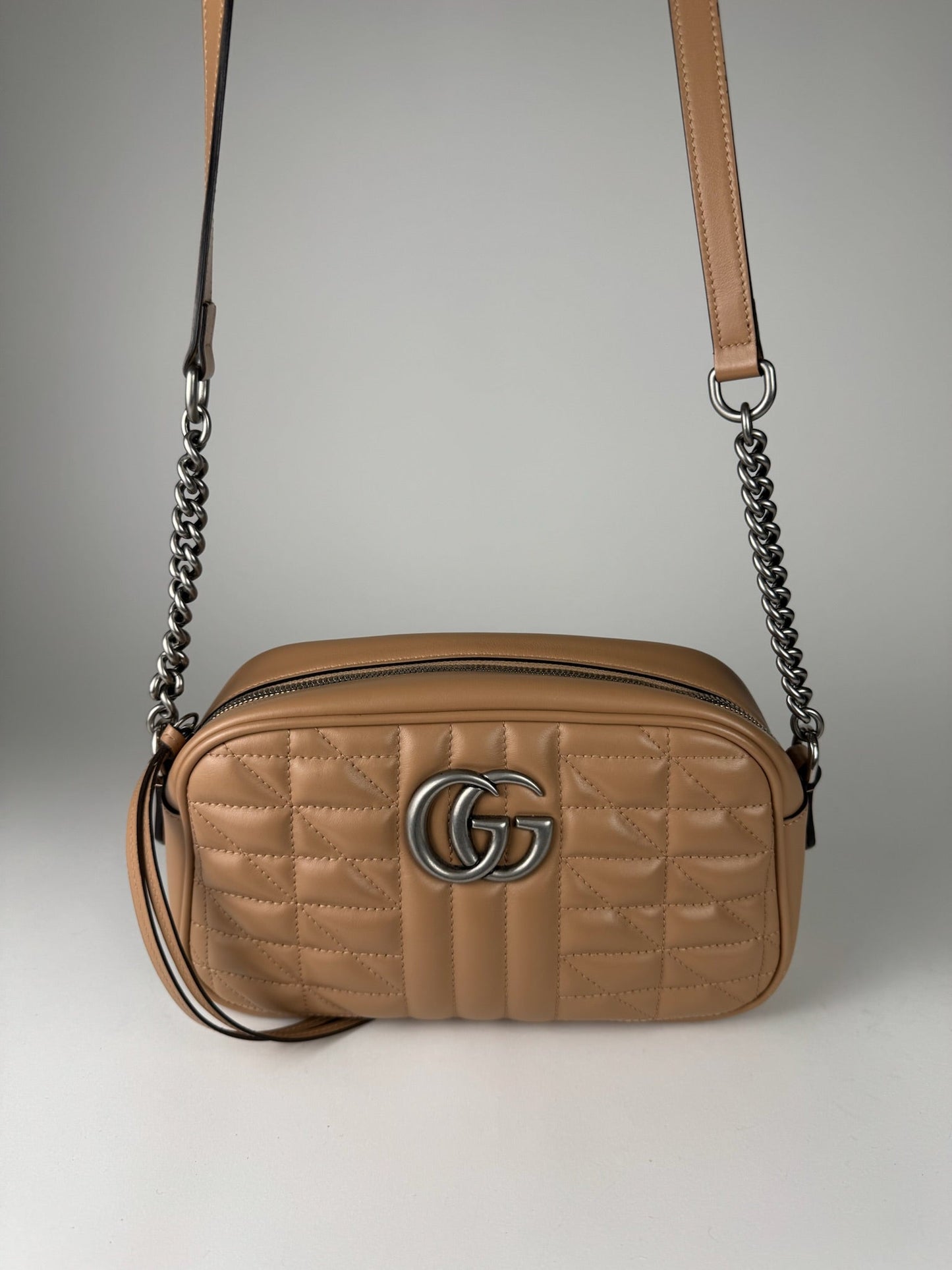 Gucci GG Marmont Camera Bag Small - respace.studio