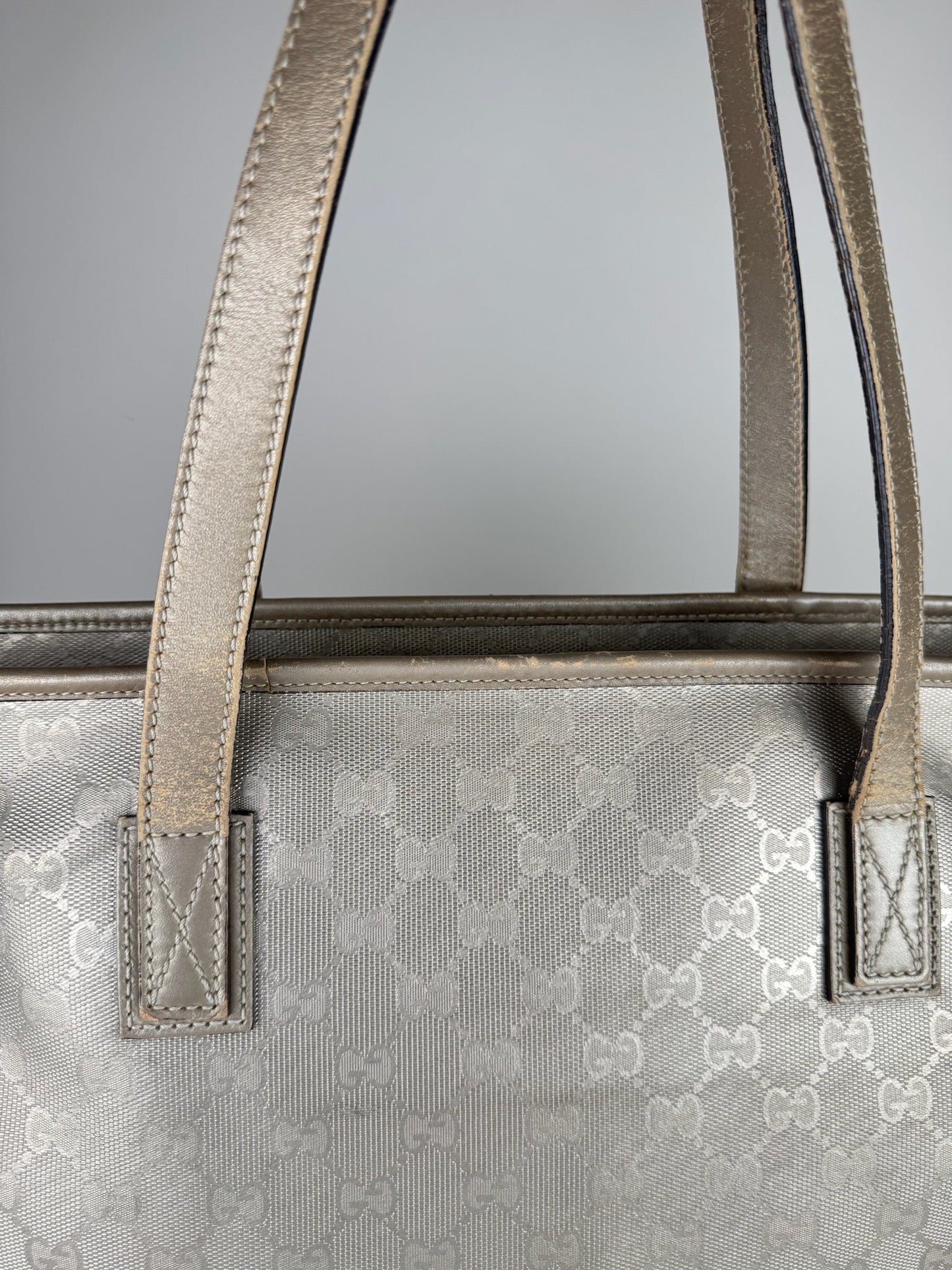 Gucci Imprime Metallic Tote - respace.studio