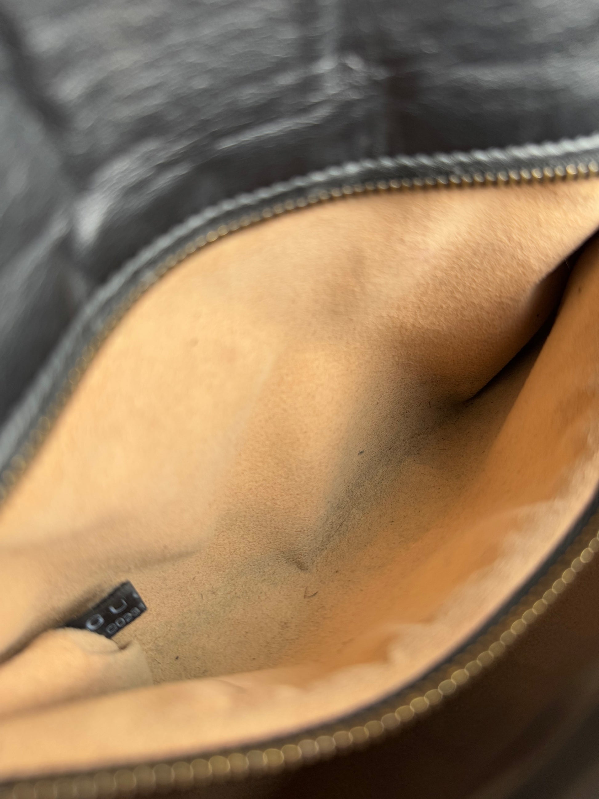 Gucci Marmont Flap - respace.studio