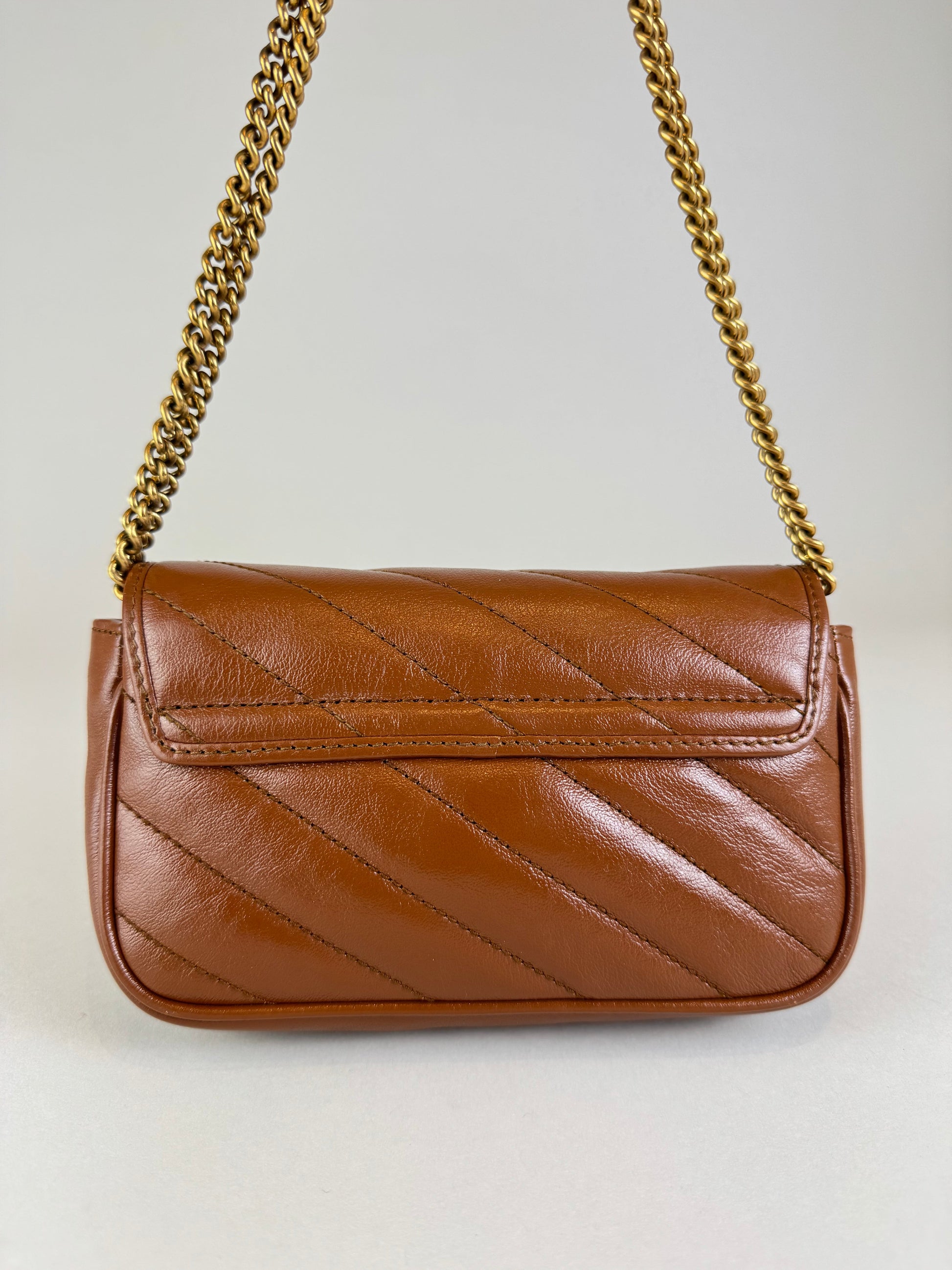 Gucci Marmont Supermini - respace.studio